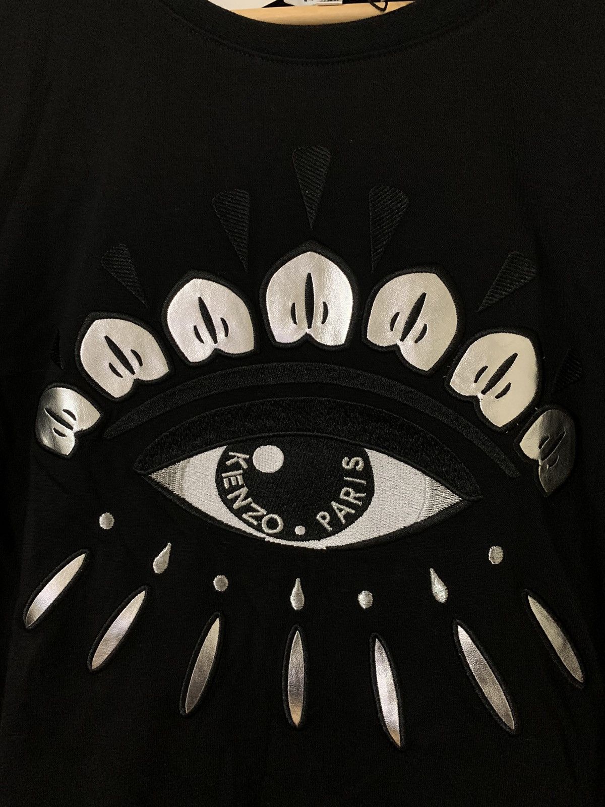 Designer × Kenzo *RARE* New Kenzo Eye Embroidered T-Shirt - XXL (Fits M-L) Size US XXL / EU 58 / 5 - 3 Thumbnail