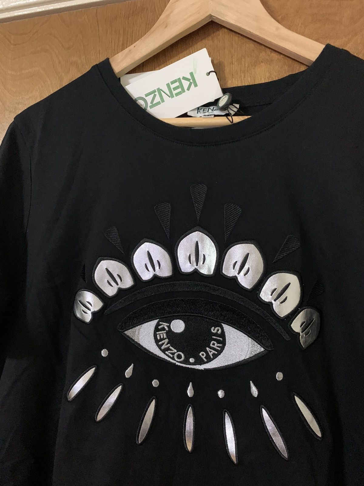 Designer × Kenzo *RARE* New Kenzo Eye Embroidered T-Shirt - XXL (Fits M-L) Size US XXL / EU 58 / 5 - 2 Thumbnail