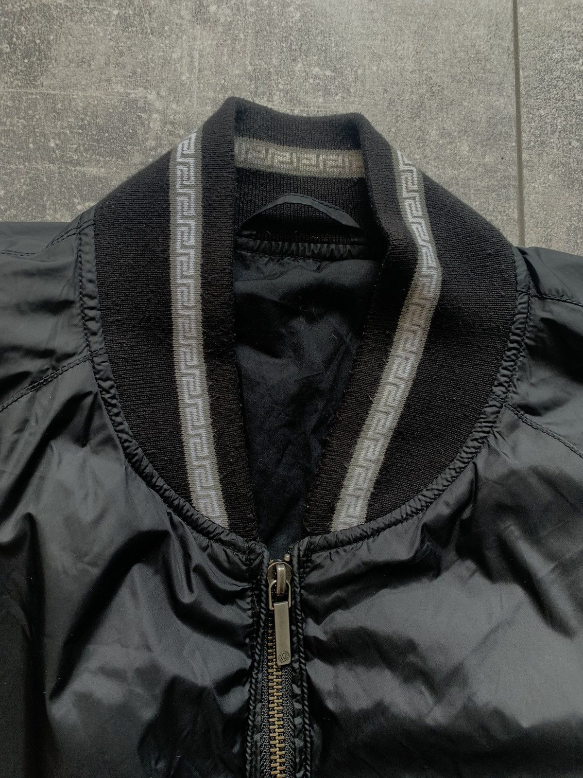 Versace × Vintage Versace classic black nylon bomber jacket Size US M / EU 48-50 / 2 - 7 Thumbnail