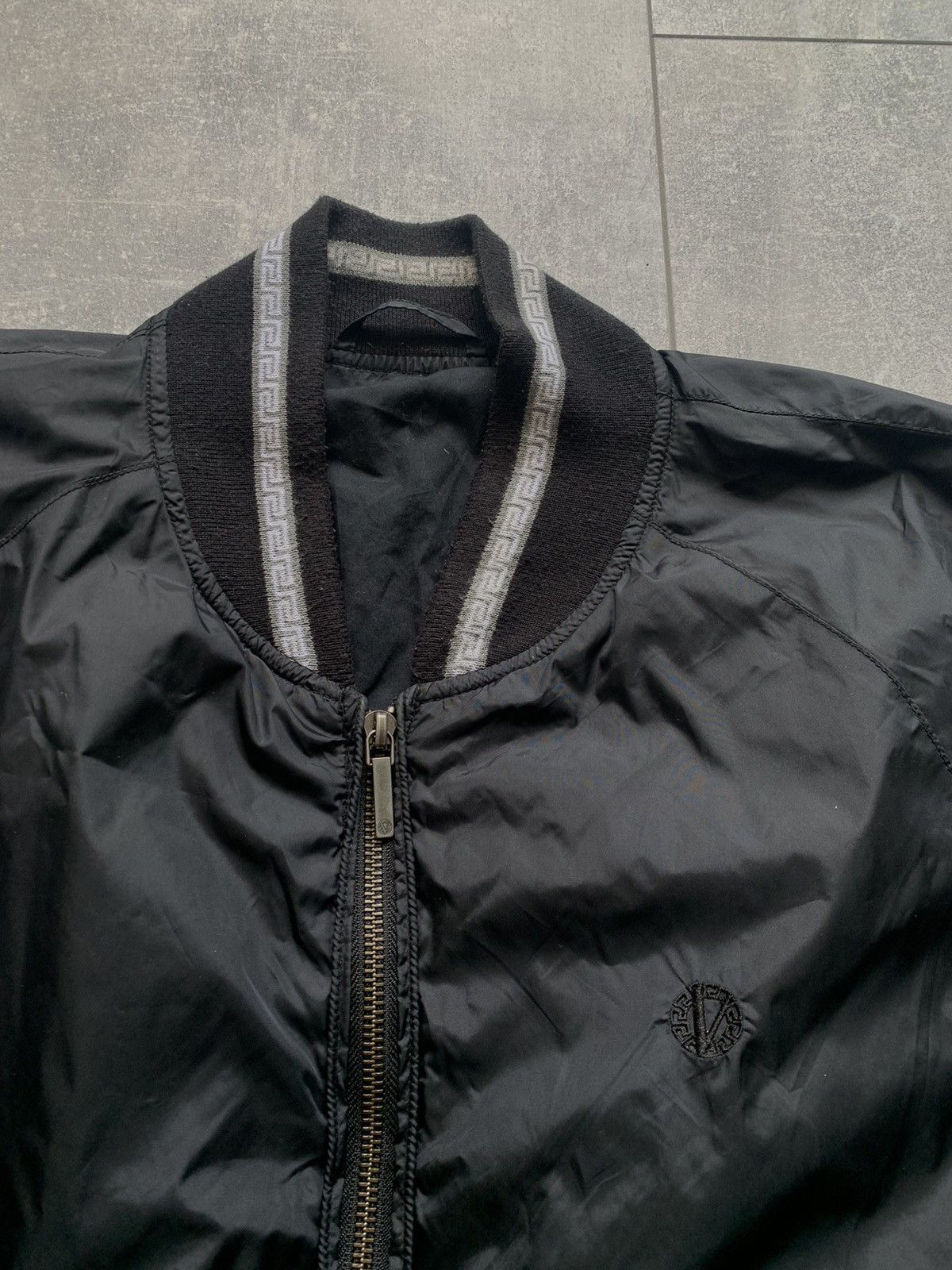 Versace × Vintage Versace classic black nylon bomber jacket Size US M / EU 48-50 / 2 - 4 Thumbnail
