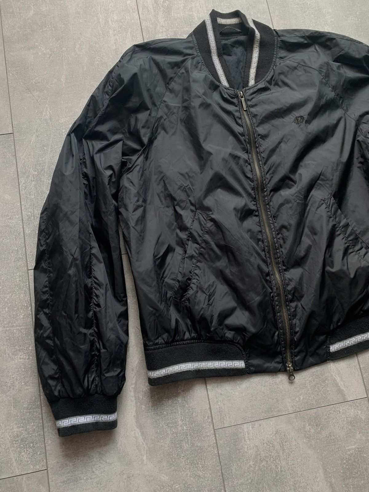 Versace × Vintage Versace classic black nylon bomber jacket Size US M / EU 48-50 / 2 - 2 Thumbnail