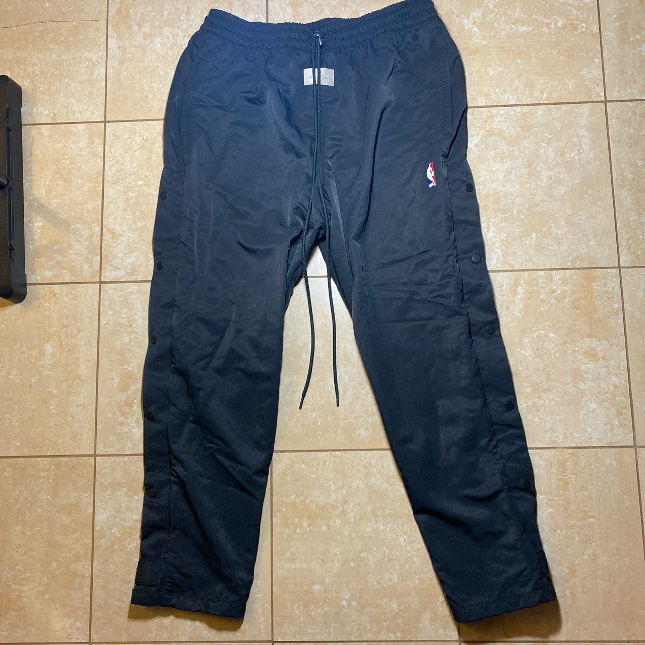 nike warm up pants with zippers
