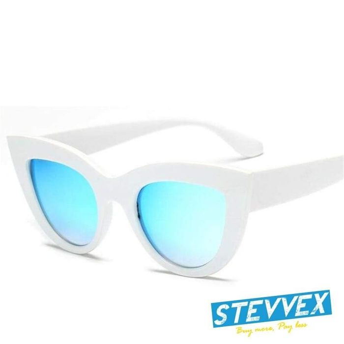 Vintage Stunning Cateye Women Sunglasses Blue Lens And White Frame