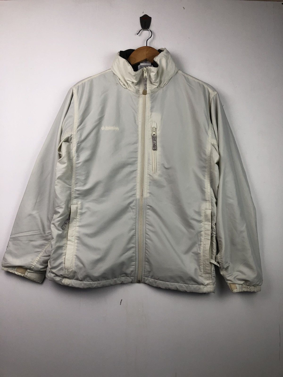 Columbia Outdoor Style light jacket (Code 003)