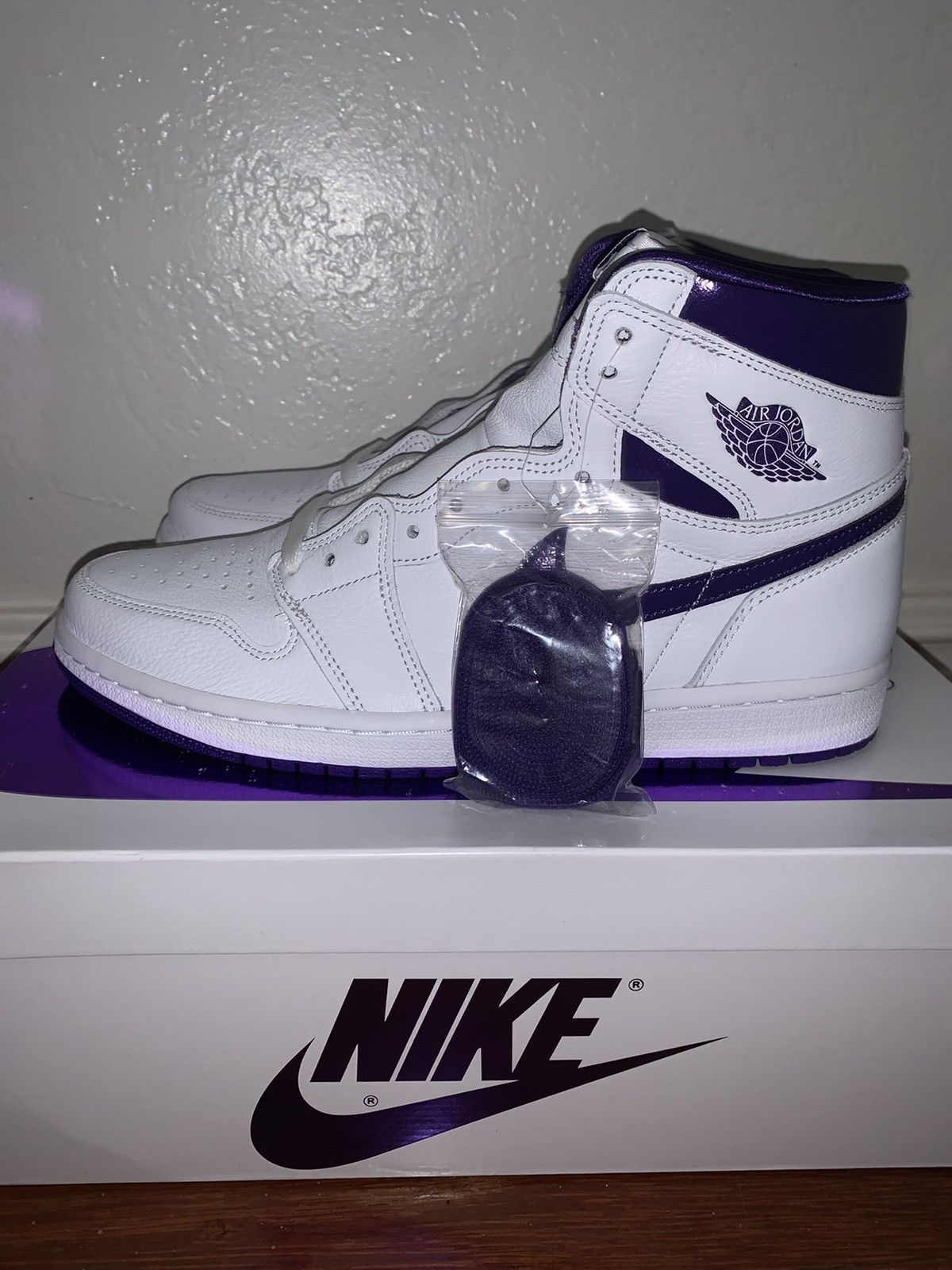 metallic purple jordans 1