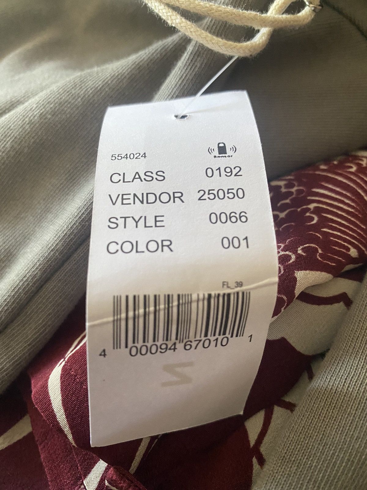 Fear of God Fear of god essentials longsleeve Size US L / EU 52-54 / 3 - 6 Thumbnail