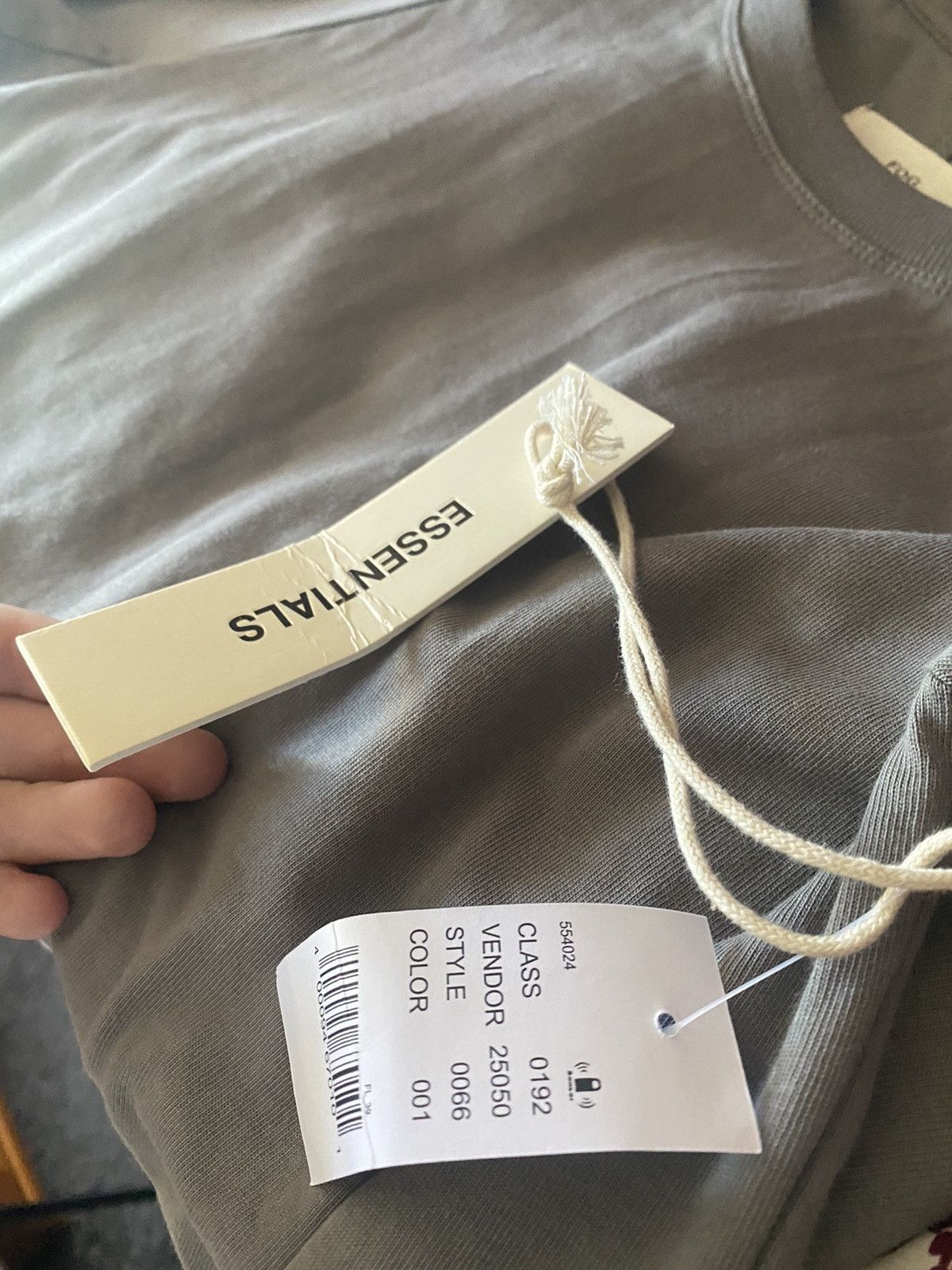 Fear of God Fear of god essentials longsleeve Size US L / EU 52-54 / 3 - 7 Thumbnail