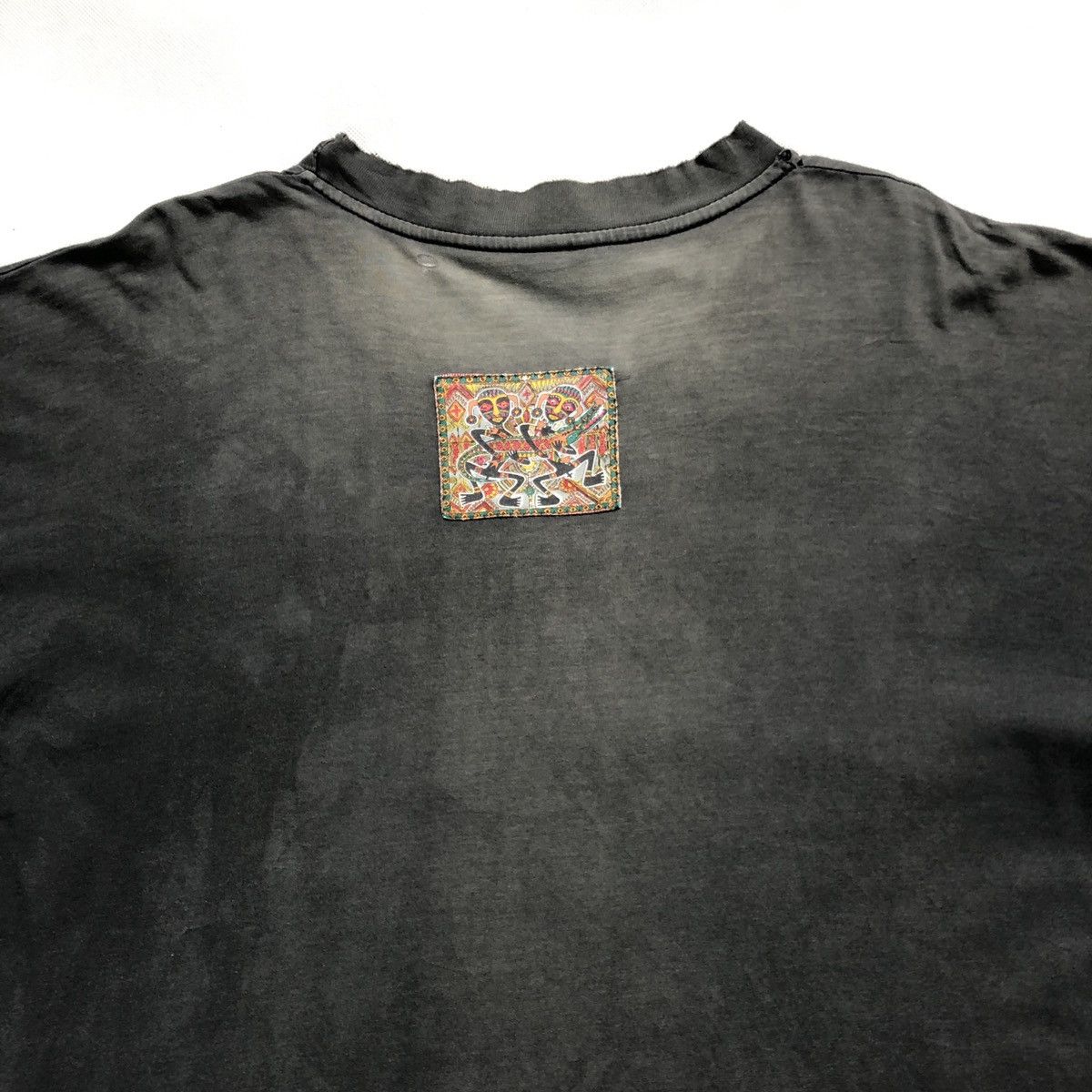 Handmade × Primitive × Vintage Rare! Vintage Bali Primitive Tribal Distressed Tee Size US L / EU 52-54 / 3 - 4 Thumbnail