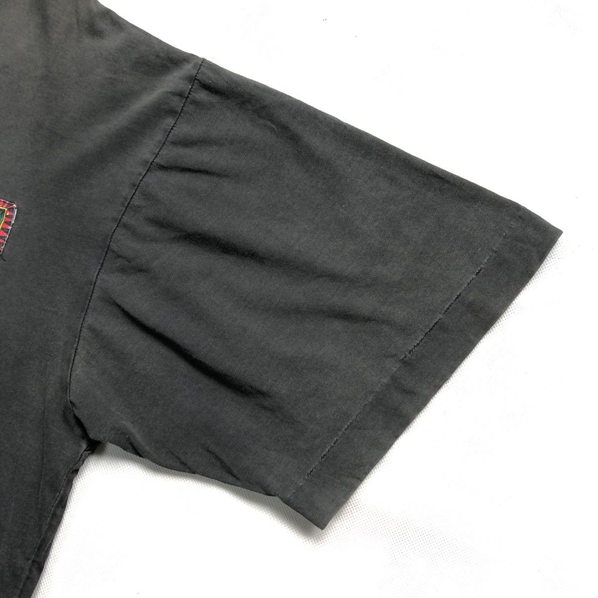 Handmade × Primitive × Vintage Rare! Vintage Bali Primitive Tribal Distressed Tee Size US L / EU 52-54 / 3 - 6 Thumbnail
