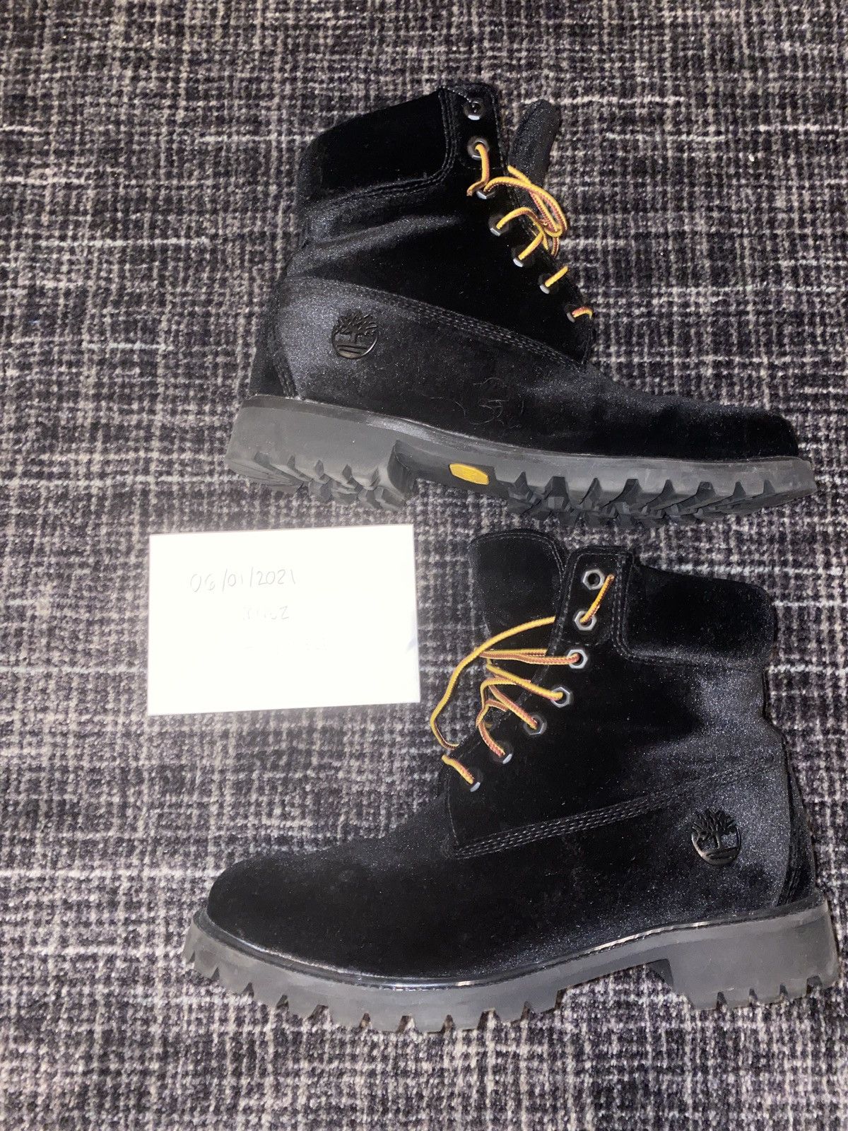 Off white black timberlands best sale