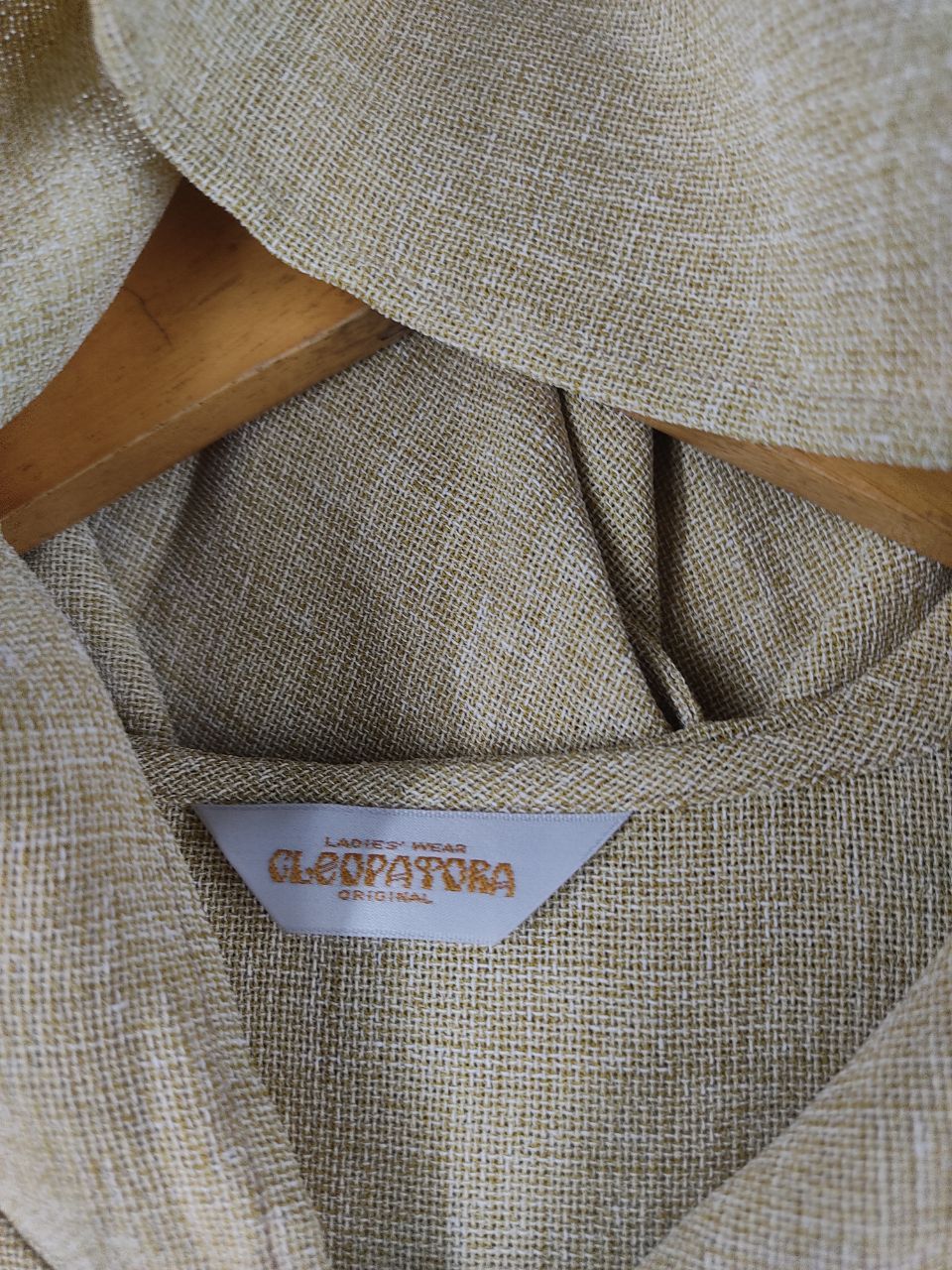 Japanese Brand × Vintage Embroidered Cleopatra Hooded Vest Size US M / EU 48-50 / 2 - 4 Thumbnail