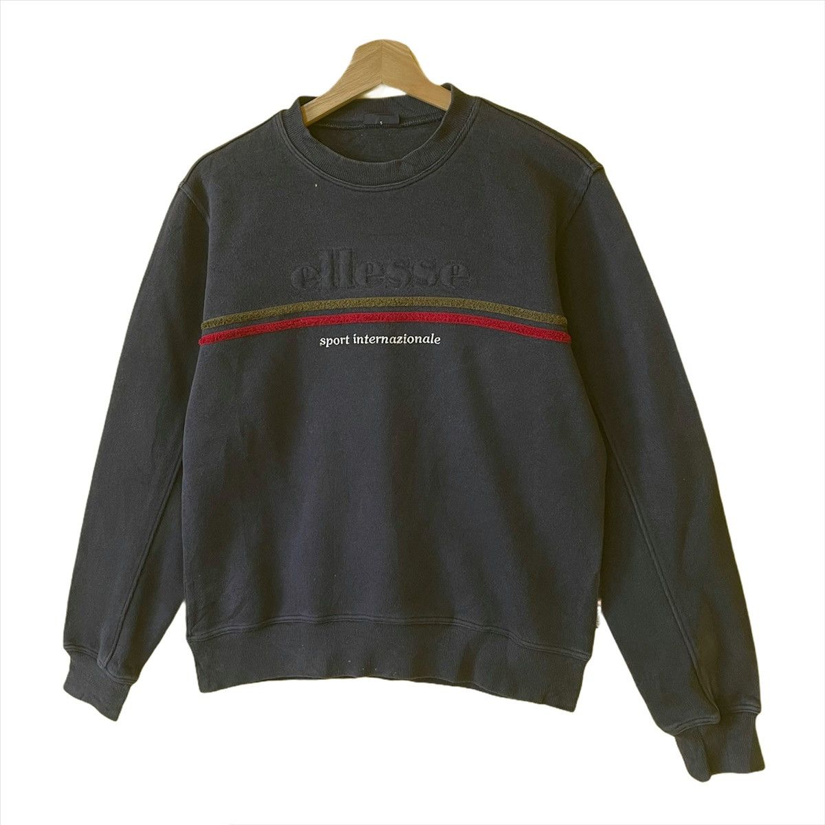 Ellesse × Vintage Vintage 90’s Ellesse Big Logo Embroided Crewneck Size S Size US S / EU 44-46 / 1 - 3 Thumbnail