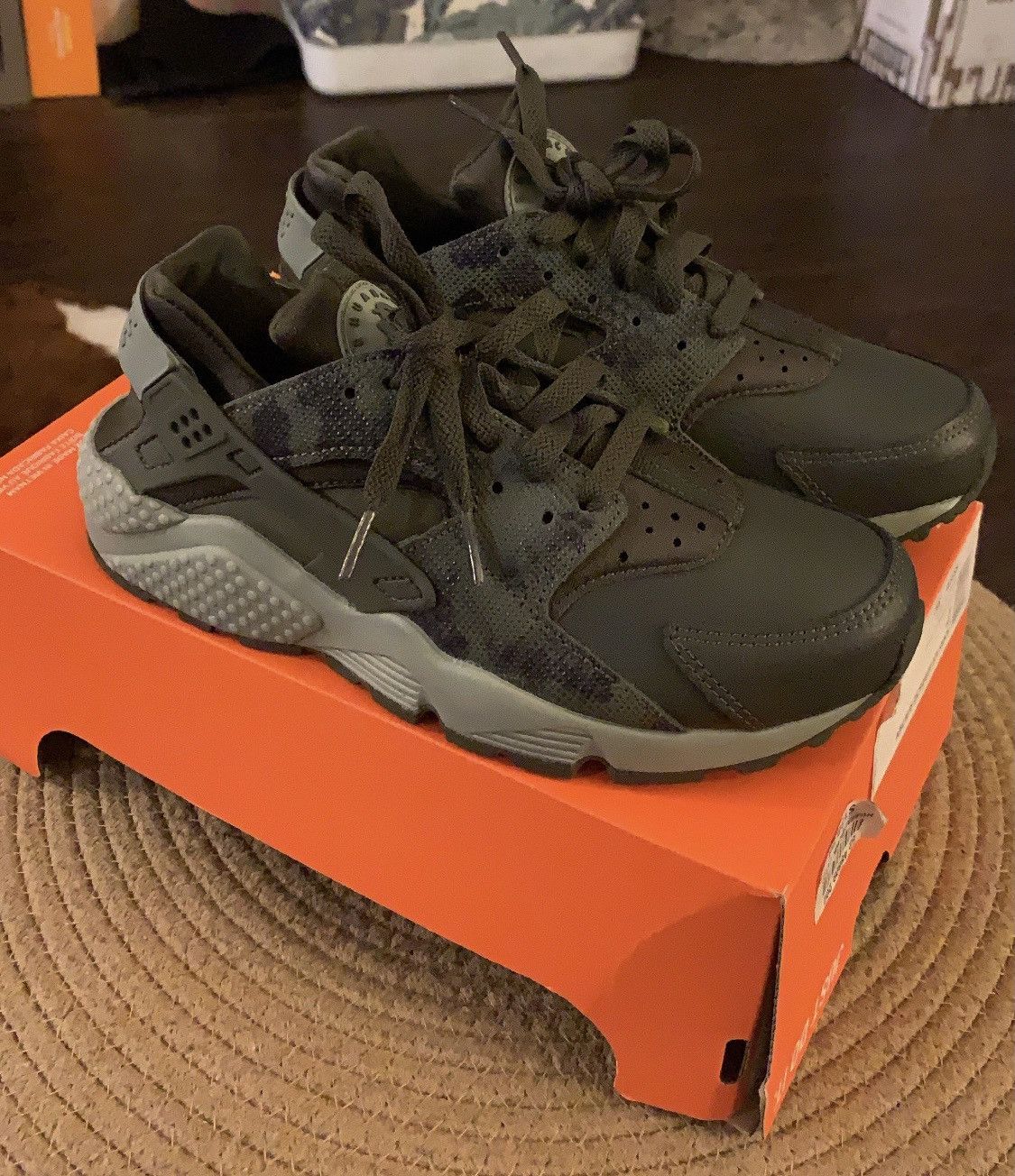 Nike Air Huarache Run Premium Python Woman's Size