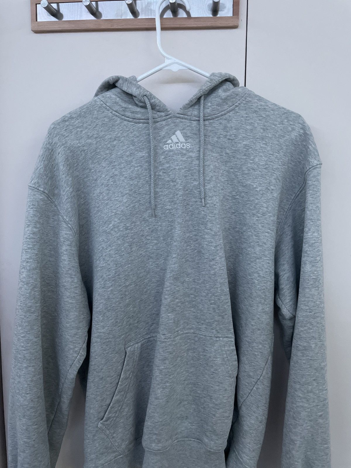 Adidas × Vintage Vintage Y2K Adidas Center Logo Hoodie Size US S / EU 44-46 / 1 - 1 Thumbnail