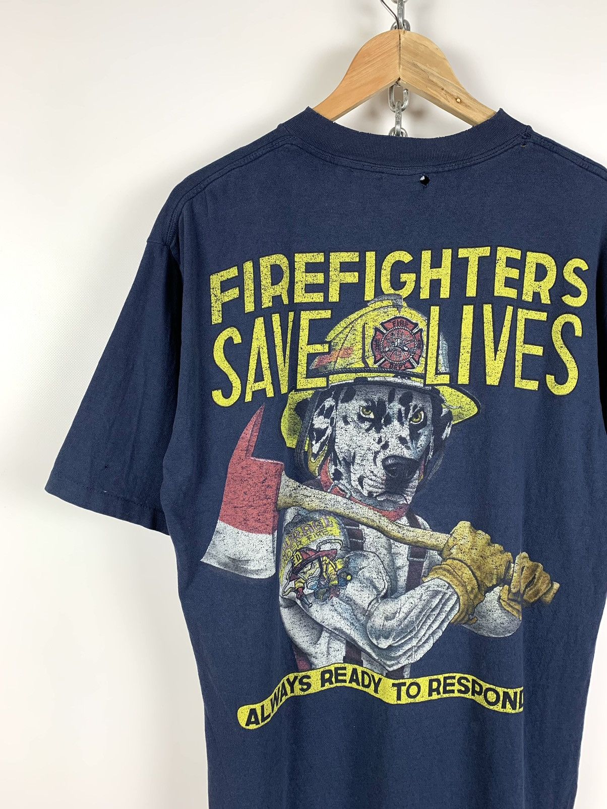 Big Dogs 90s Vintage Dog Firefighters Save Lives Always Ready Respond Size US L / EU 52-54 / 3 - 4 Thumbnail