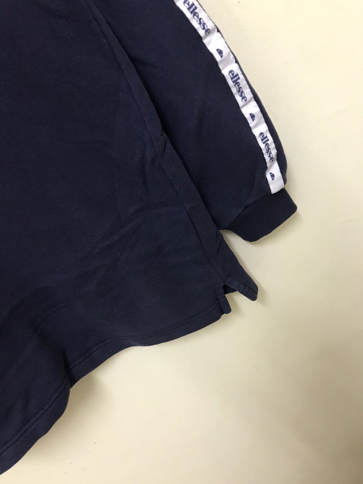 Ellesse Vintage Ellesse Sweatshirt Side Tape Big Logo Size US L / EU 52-54 / 3 - 4 Thumbnail