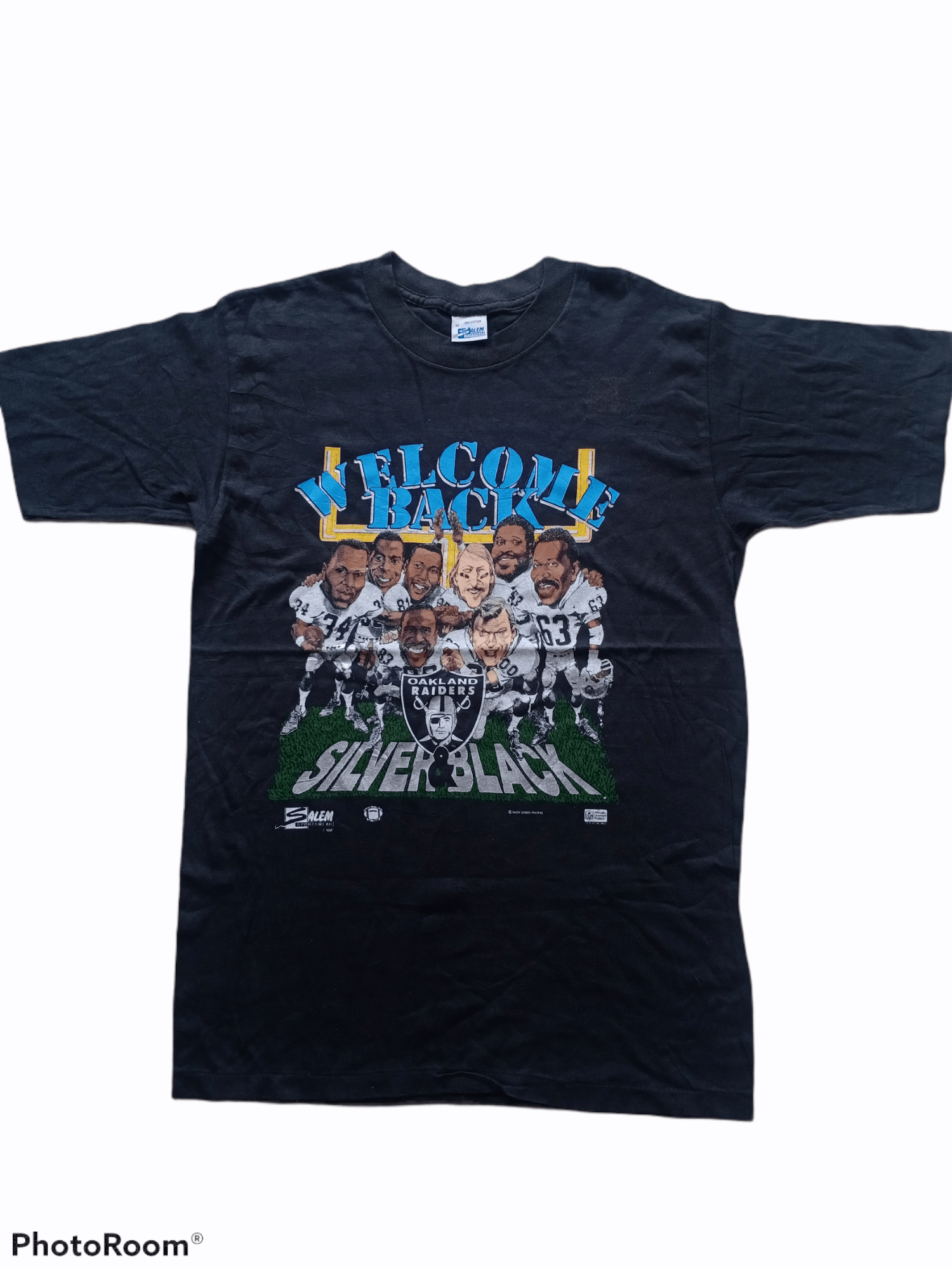 Vintage 1990 Oakland Raiders Silver & Black NFL Tee USA