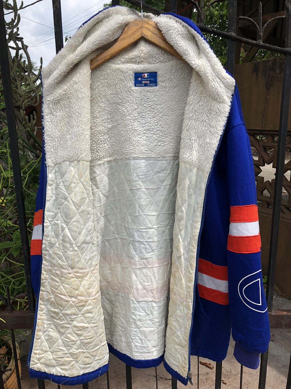 Champion × Vintage Vintage Champion Big Logo Hooded Sweater Size US L / EU 52-54 / 3 - 6 Thumbnail