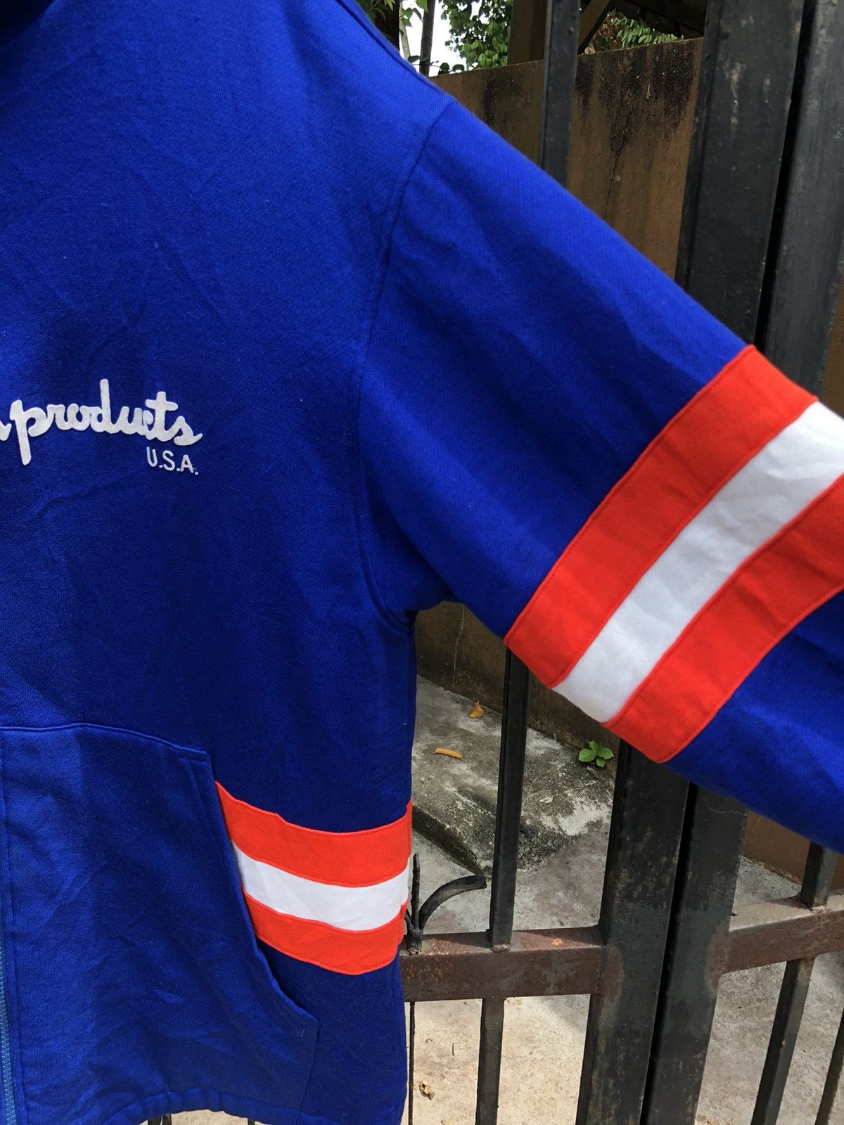 Champion × Vintage Vintage Champion Big Logo Hooded Sweater Size US L / EU 52-54 / 3 - 5 Thumbnail