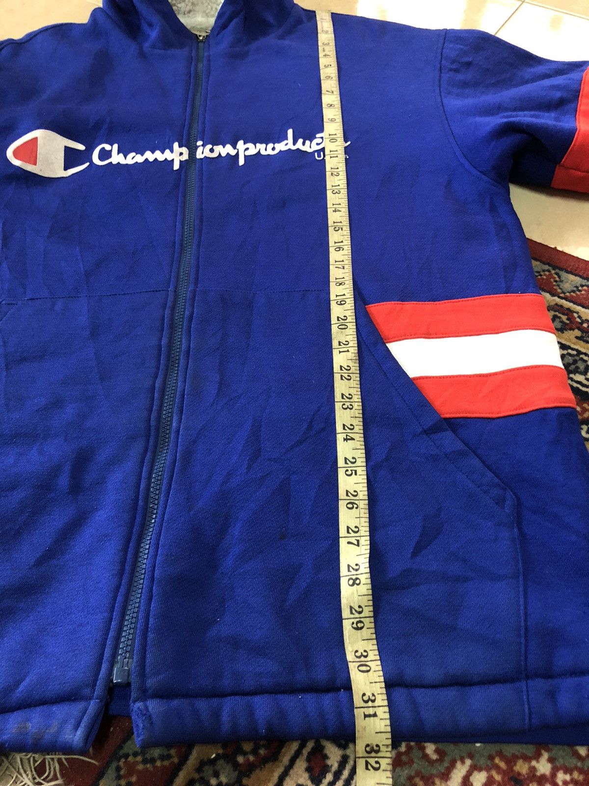 Champion × Vintage Vintage Champion Big Logo Hooded Sweater Size US L / EU 52-54 / 3 - 8 Thumbnail