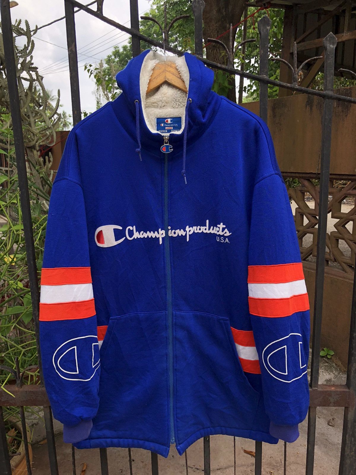 Champion × Vintage Vintage Champion Big Logo Hooded Sweater Size US L / EU 52-54 / 3 - 2 Thumbnail