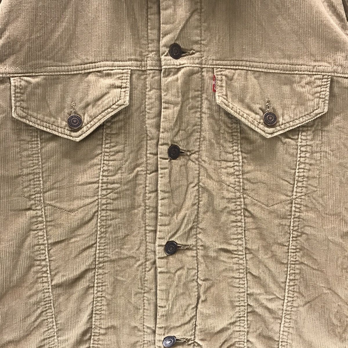 Levi's Vintage Levis Quilted Corduroy Trucker Jacket Size US L / EU 52-54 / 3 - 7 Thumbnail