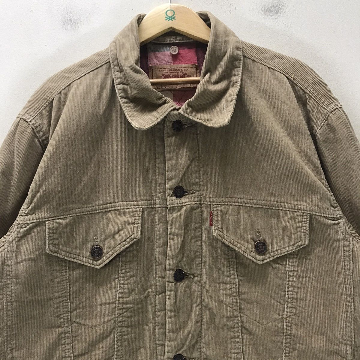 Levi's Vintage Levis Quilted Corduroy Trucker Jacket Size US L / EU 52-54 / 3 - 6 Thumbnail