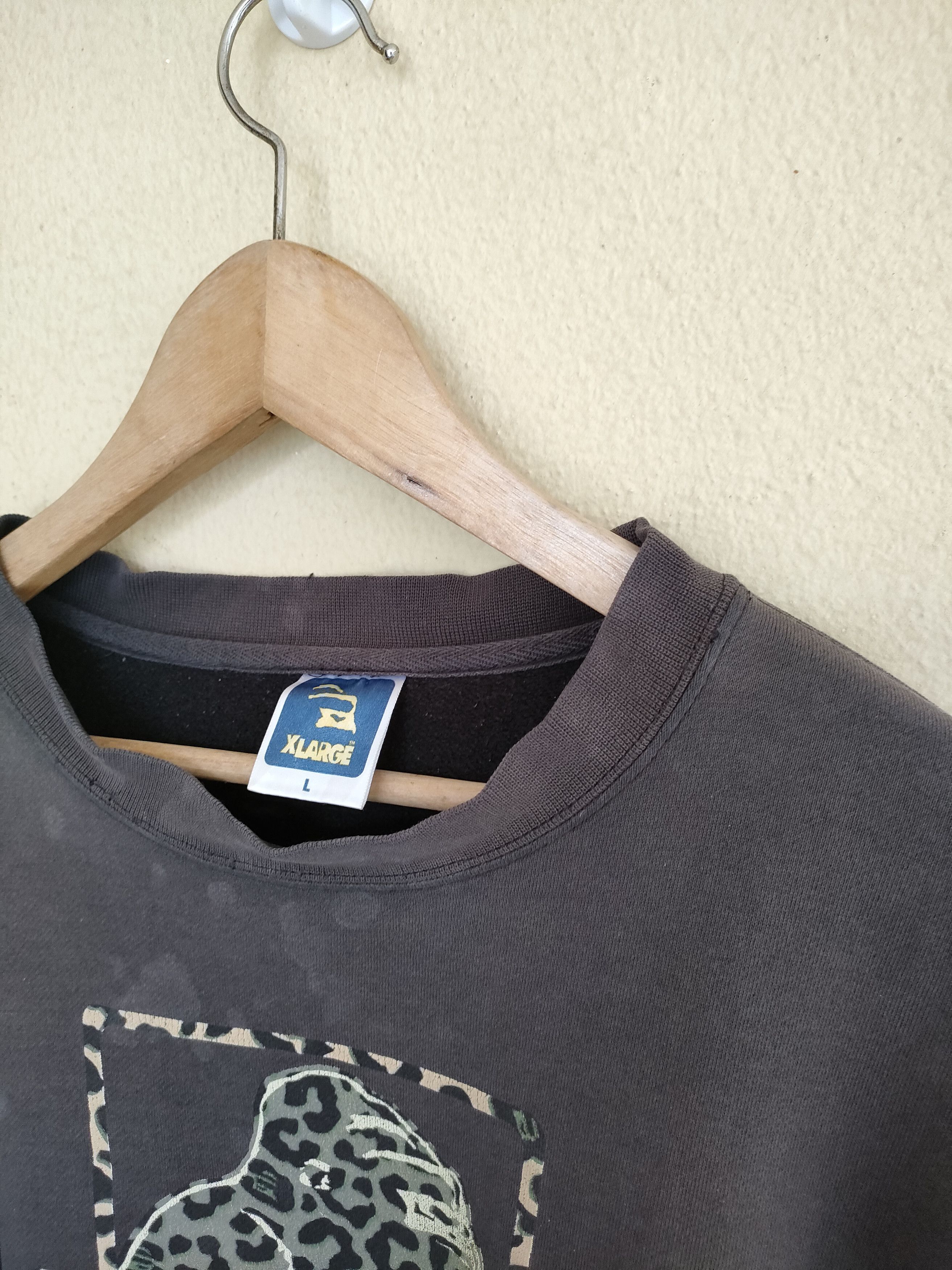 Xlarge Distressed X-Large Sweetshirts Size US L / EU 52-54 / 3 - 6 Thumbnail