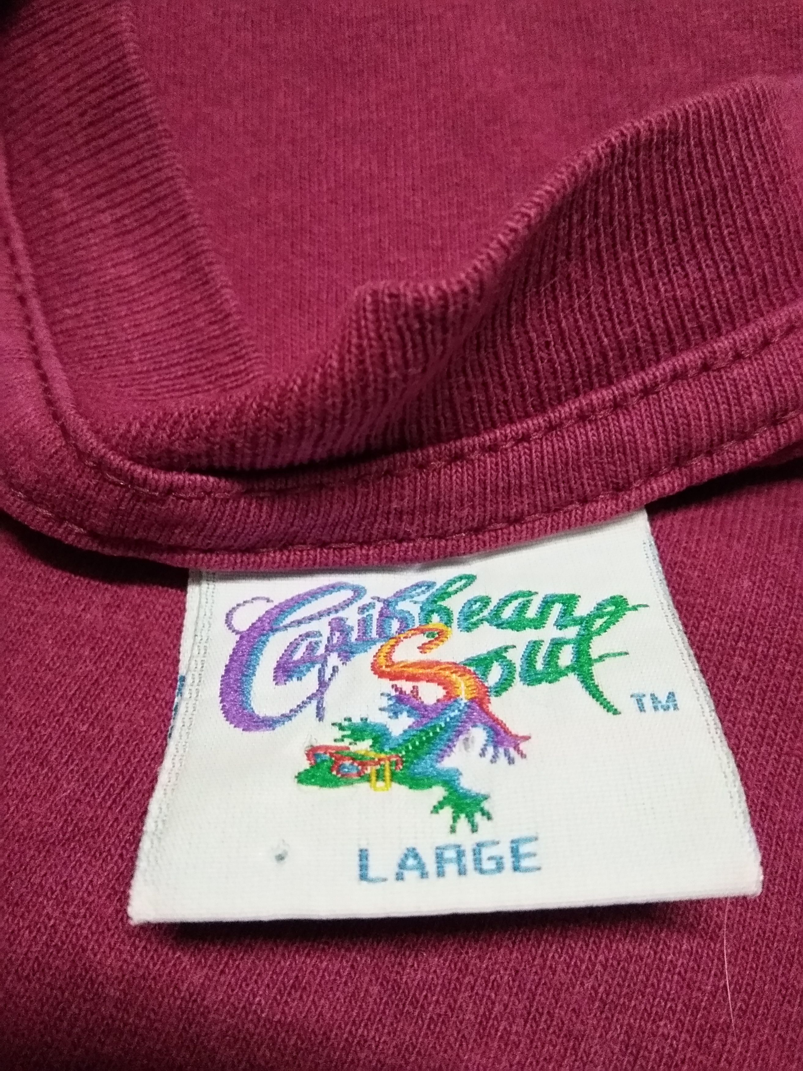 VINTAGE 90s 1995 CARIBBEAN SURF BERMUDA TRIANGLE TSHIRT