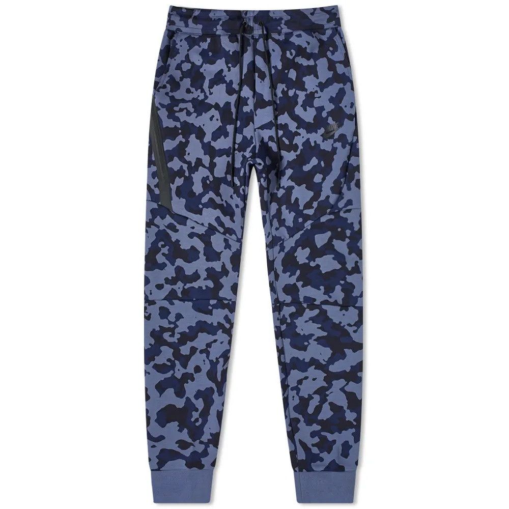 muziek magie verlies uzelf Nike Nike Tech Fleece Camo Jogger S Blue | Grailed