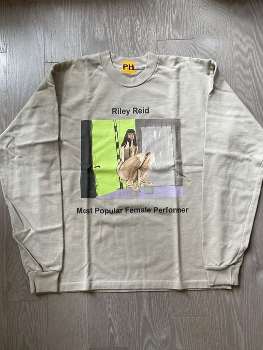 Riley reid hot sale shirt yeezy