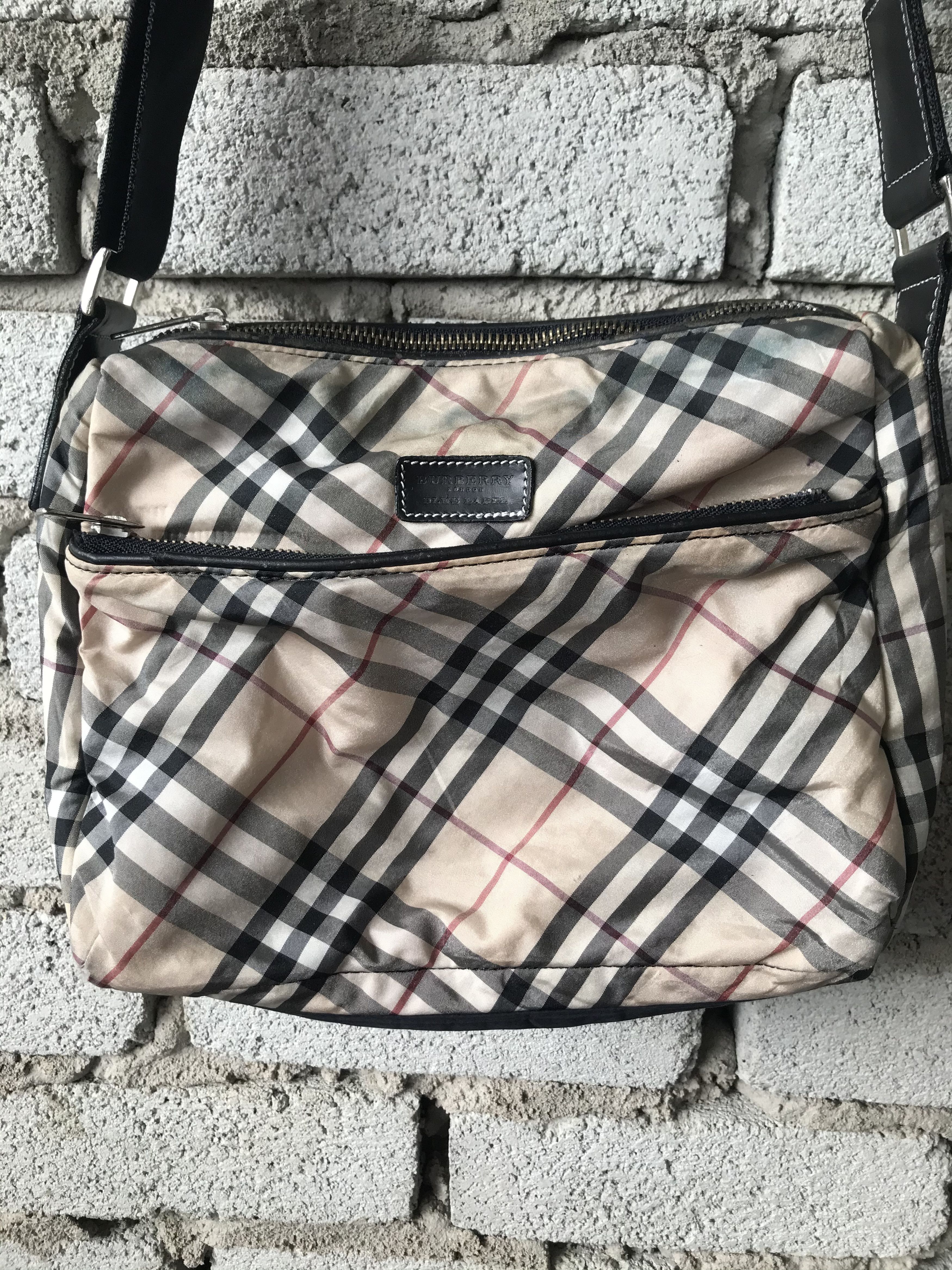 Burberry Burberry London Blue Label faded conditions Size ONE SIZE - 1 Thumbnail