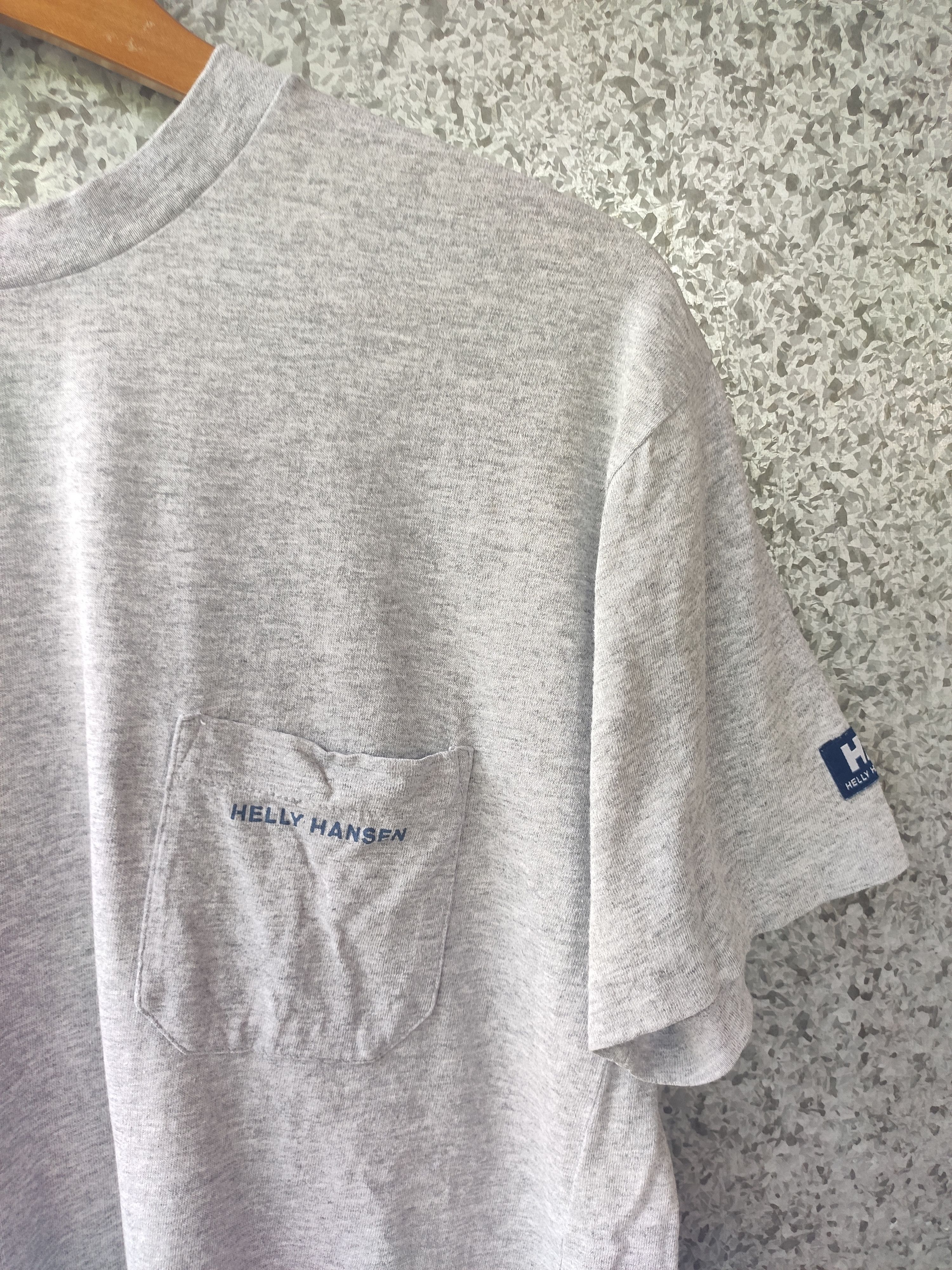 Helly Hansen Vintage Helly Hansen t shirt spell out Size US M / EU 48-50 / 2 - 3 Thumbnail