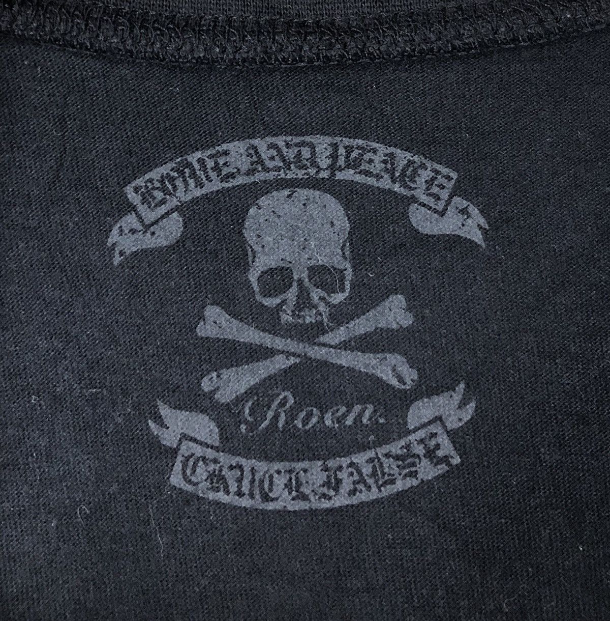 Roen Roen Skull Swarovski T-Shirt Size US S / EU 44-46 / 1 - 5 Thumbnail