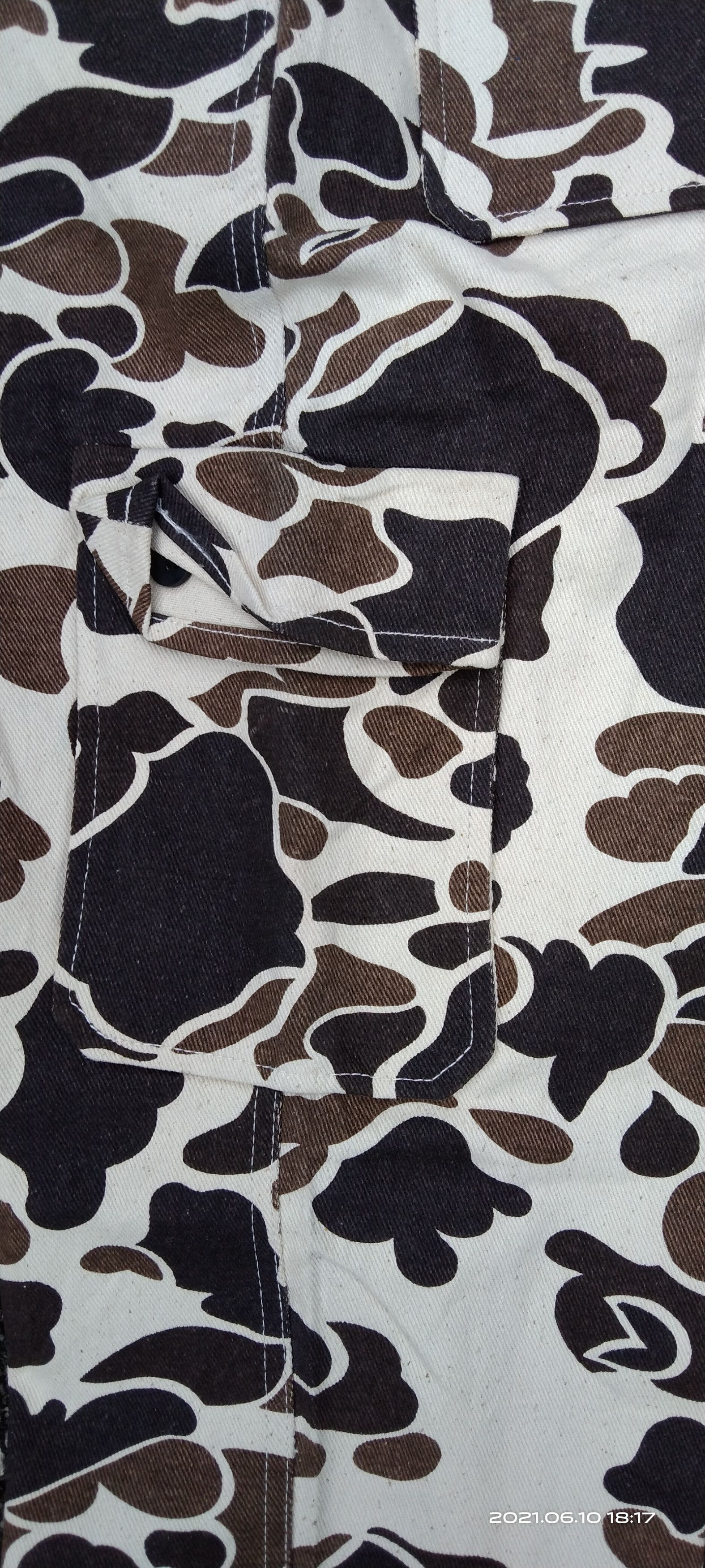 Other DUCK CAMO CARGO PANTS Size US 31 - 7 Thumbnail