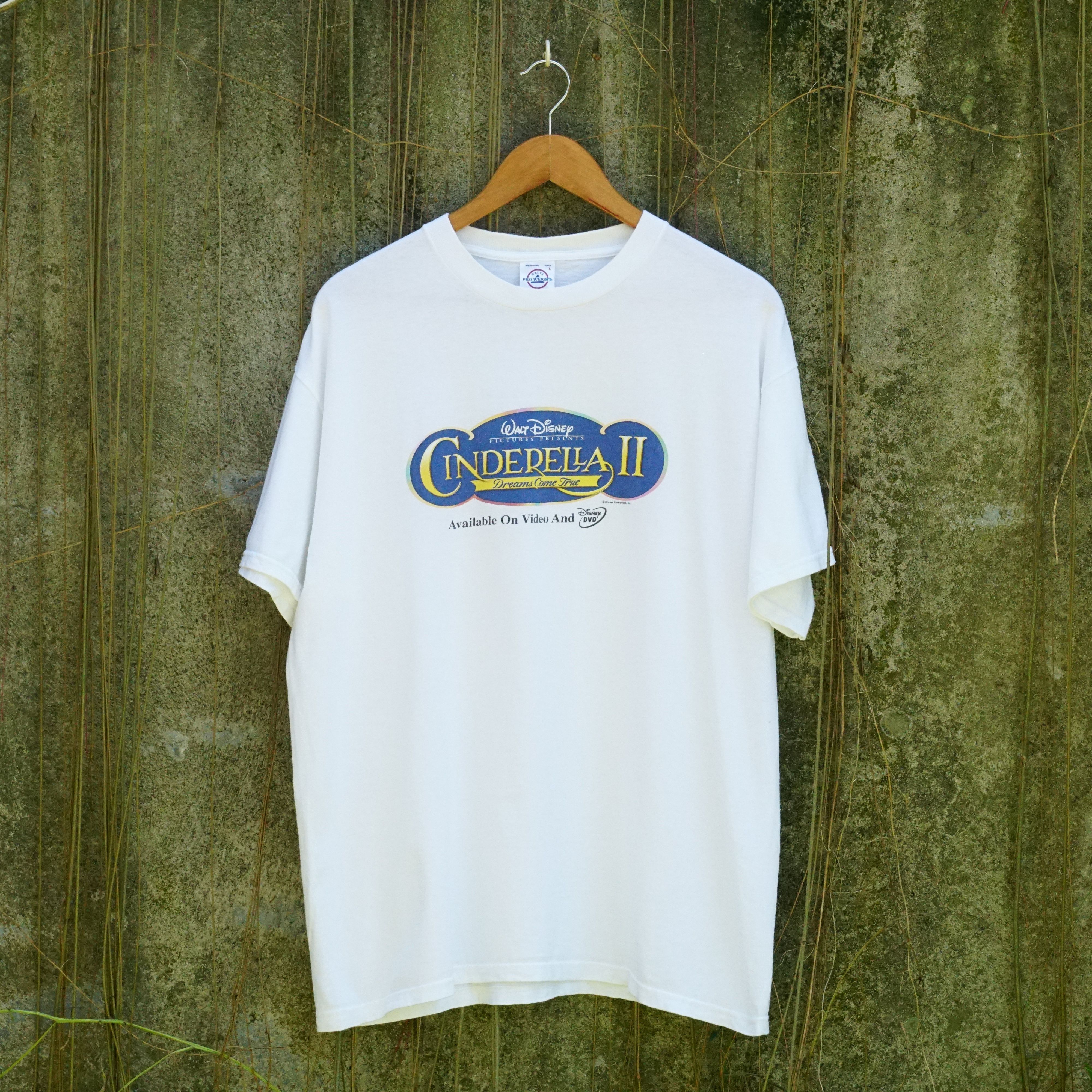 Disney 2002 Disney Cinderella 2 Movie Tee Shirt Size US L / EU 52-54 / 3 - 1 Thumbnail