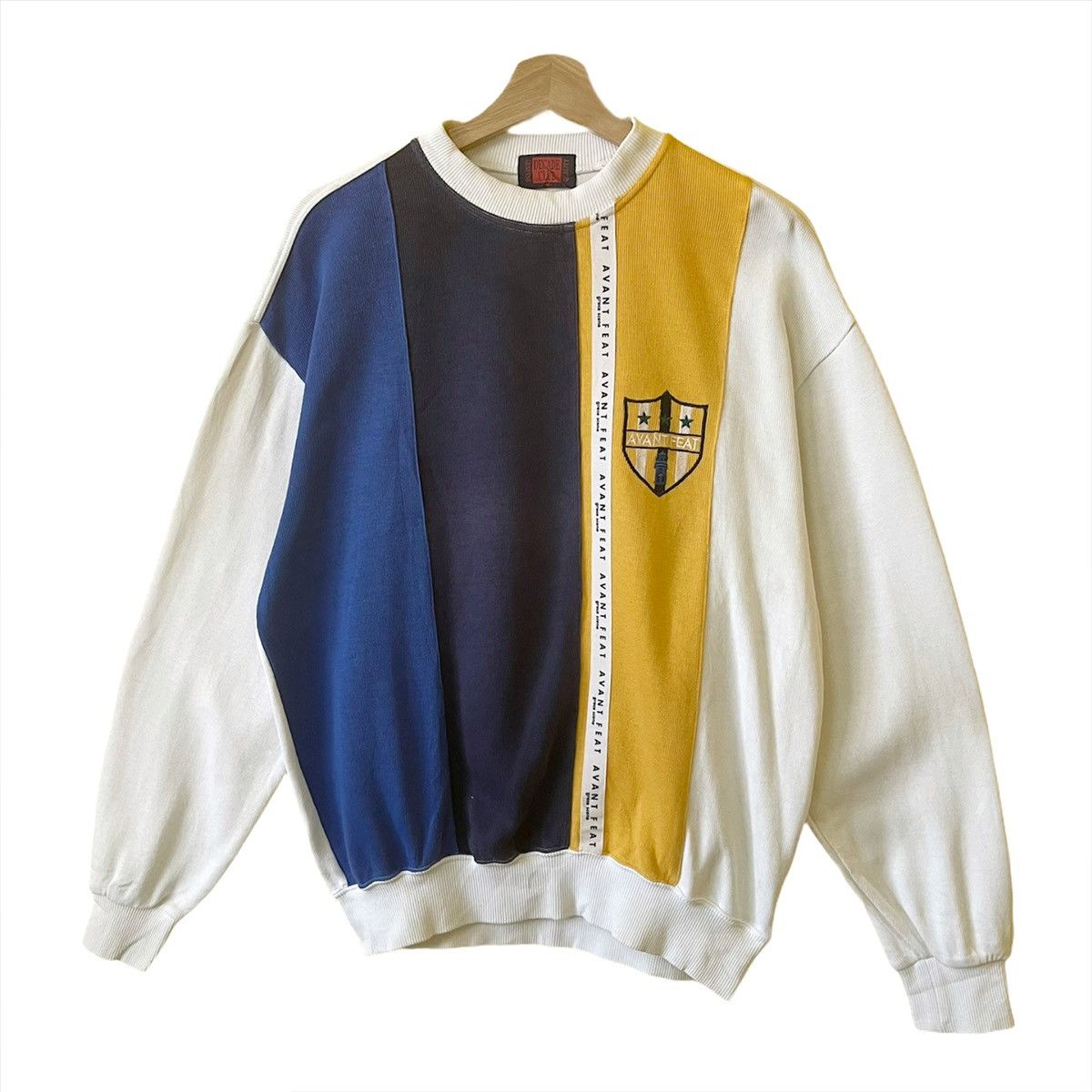 Japanese Brand Decade Club Designer Embroidered Crewneck Sweatshirt Size M Size US M / EU 48-50 / 2 - 3 Thumbnail