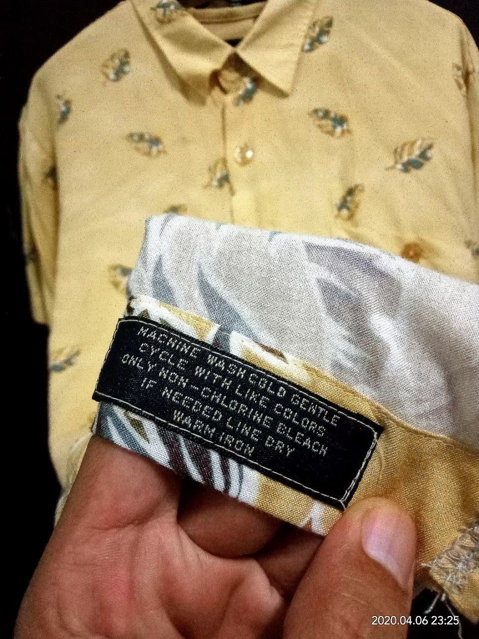 Vintage Vintage Hawaiian Rayon Shirts Pineapples 80s 90s Size US L / EU 52-54 / 3 - 5 Thumbnail