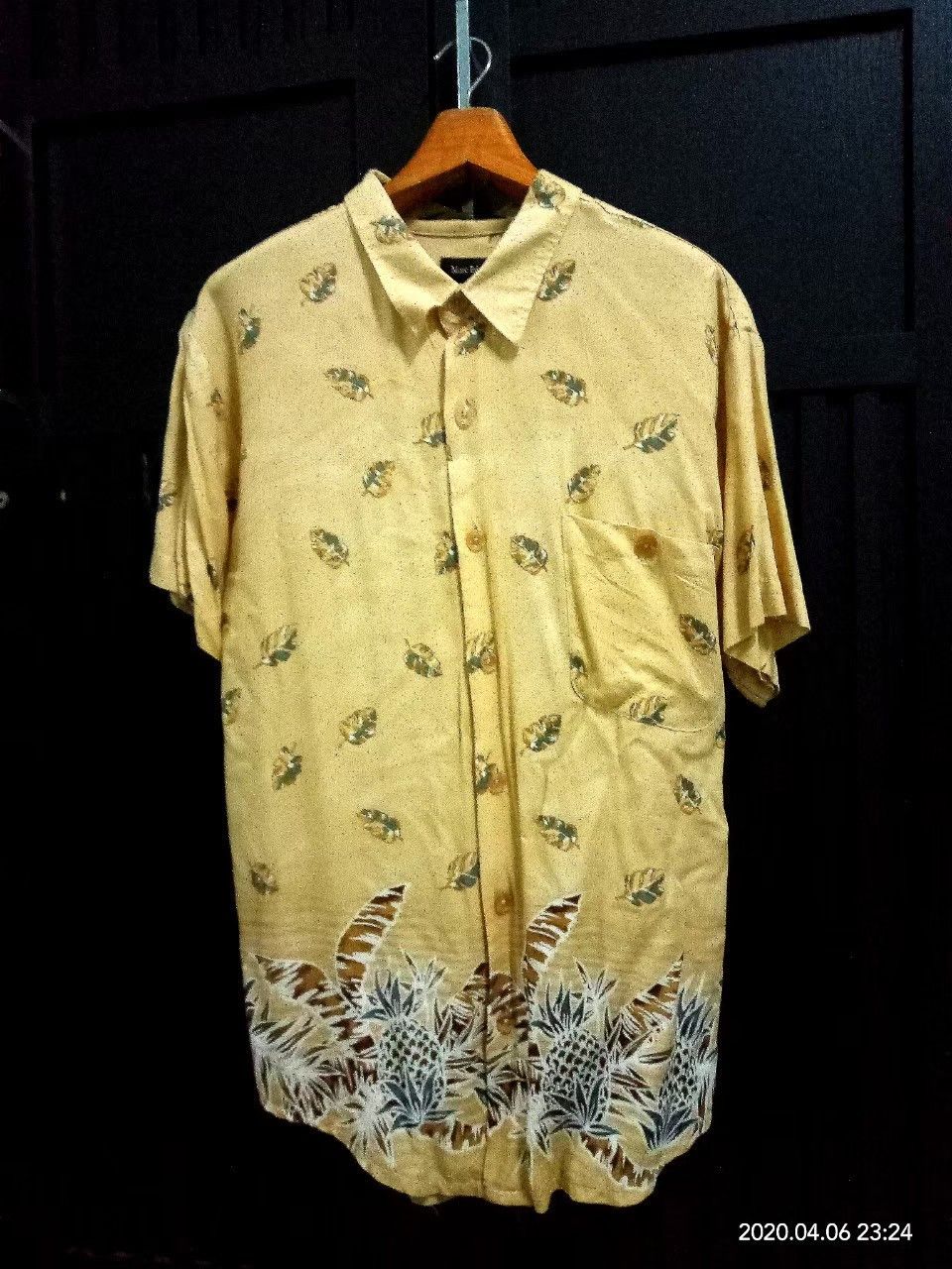 Vintage Vintage Hawaiian Rayon Shirts Pineapples 80s 90s Size US L / EU 52-54 / 3 - 1 Thumbnail
