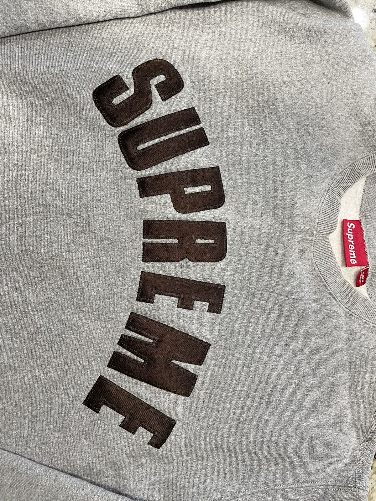 Supreme Supreme 2001 Arc Logo Crewneck Size US L / EU 52-54 / 3 - 3 Thumbnail