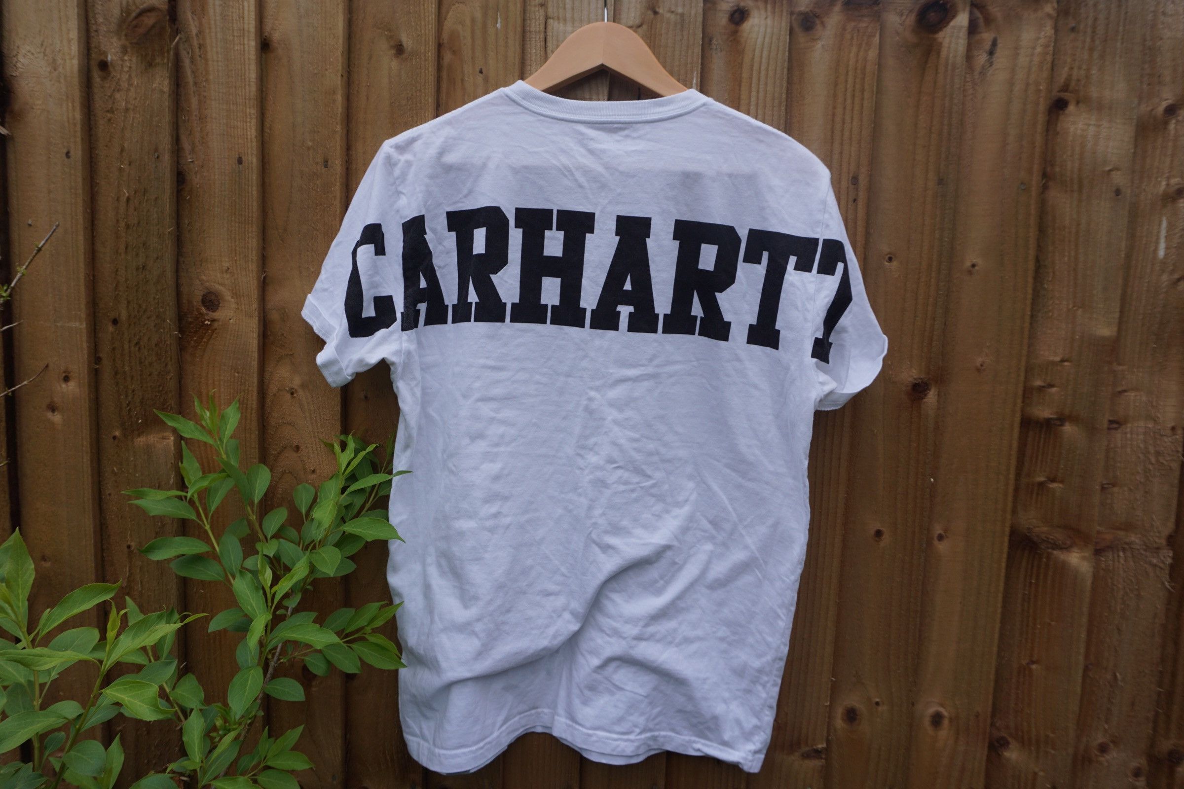 Carhartt Wip Medium, White T-shirt Size US M / EU 48-50 / 2 - 1 Preview