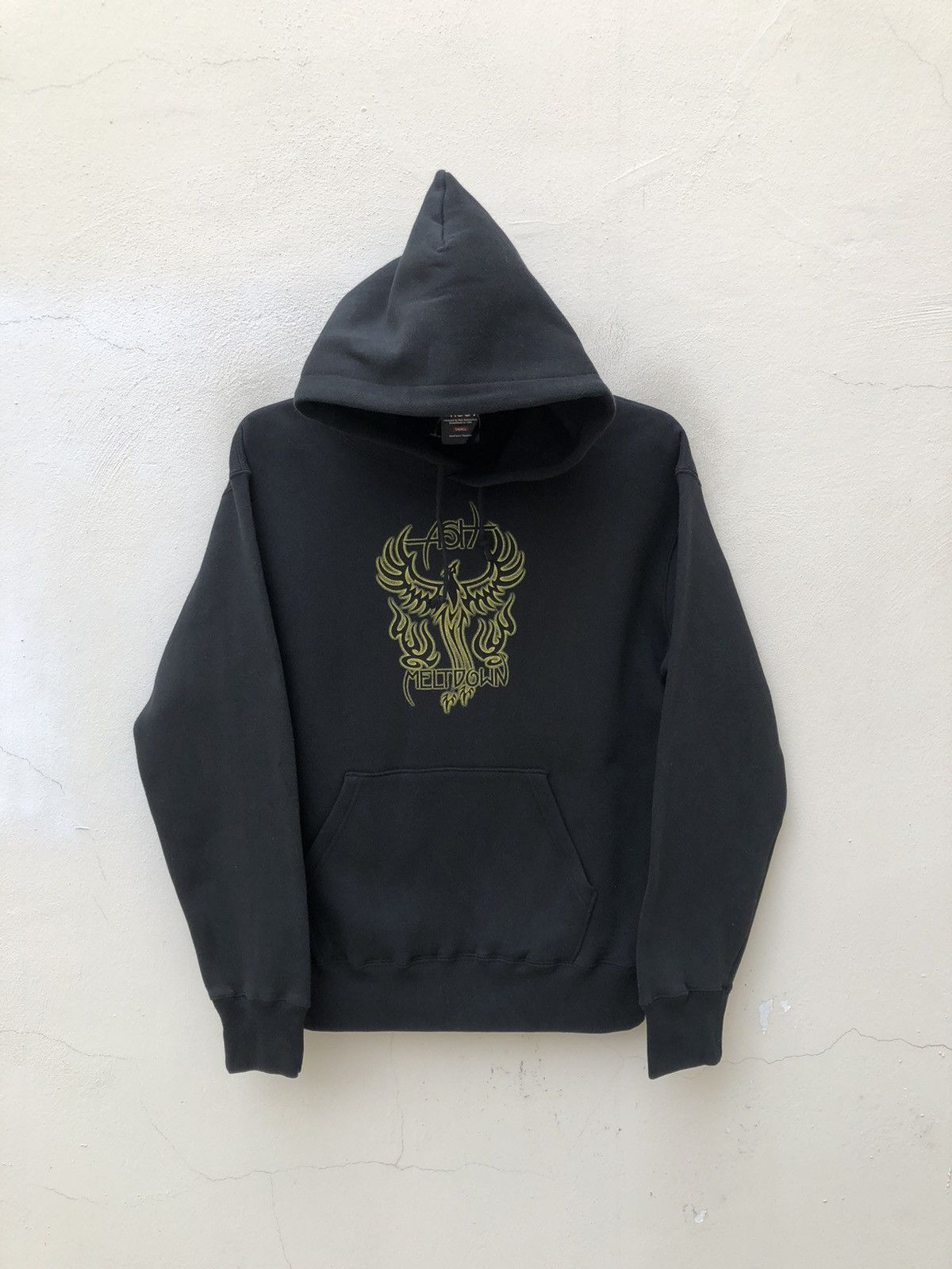 Band Tees Vintage ASH Irish Rock Band Meltdown Black Hoodie Swater Size US S / EU 44-46 / 1 - 1 Thumbnail