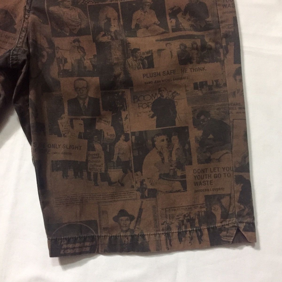 Andy Warhol ART & QUOTES BY ANDY WARHOL JOHNNY DEPP JMB SHORT PANTS Size US 31 - 8 Thumbnail