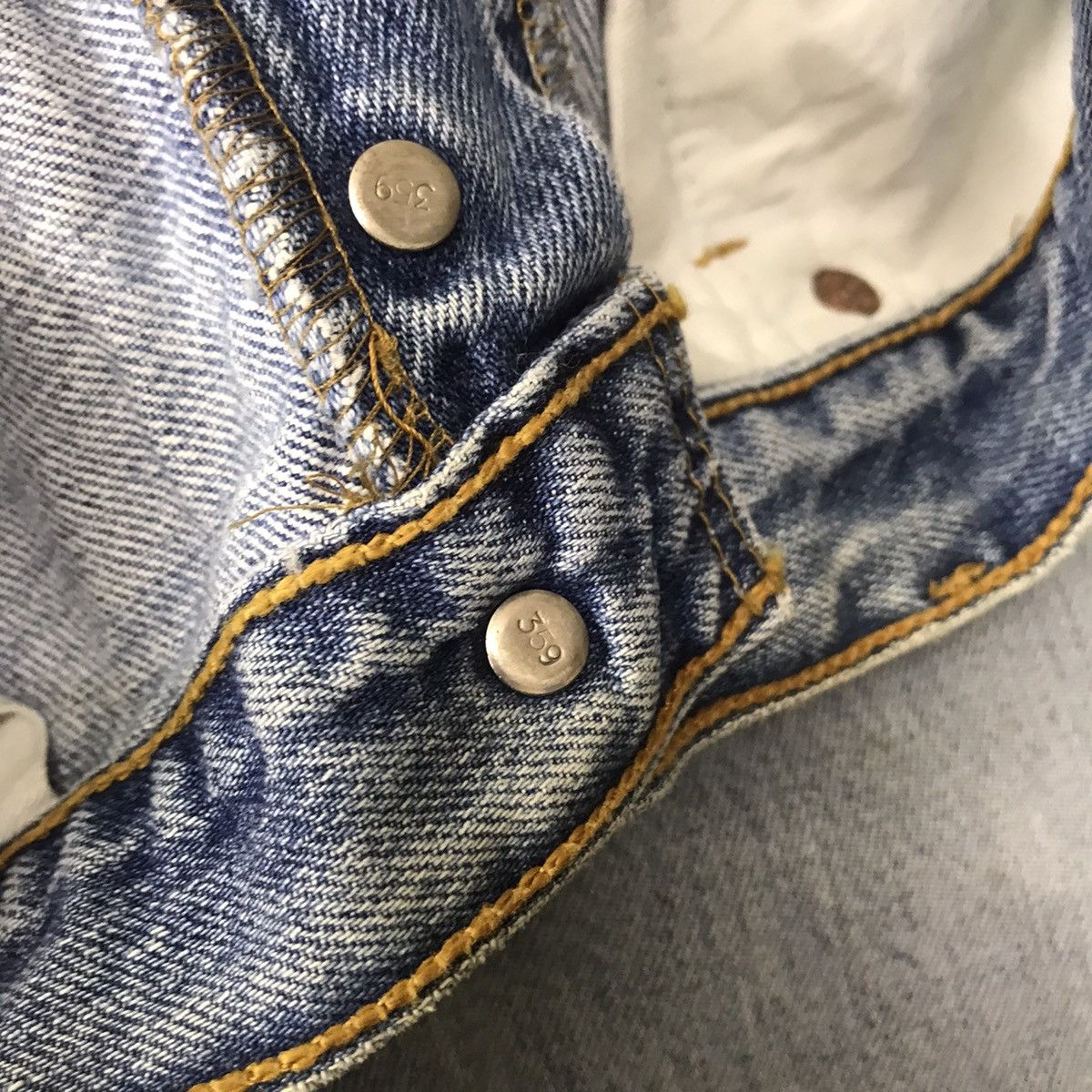 Levi's Levis 501 Distressed Denim Jeans Size US 31 - 19 Thumbnail