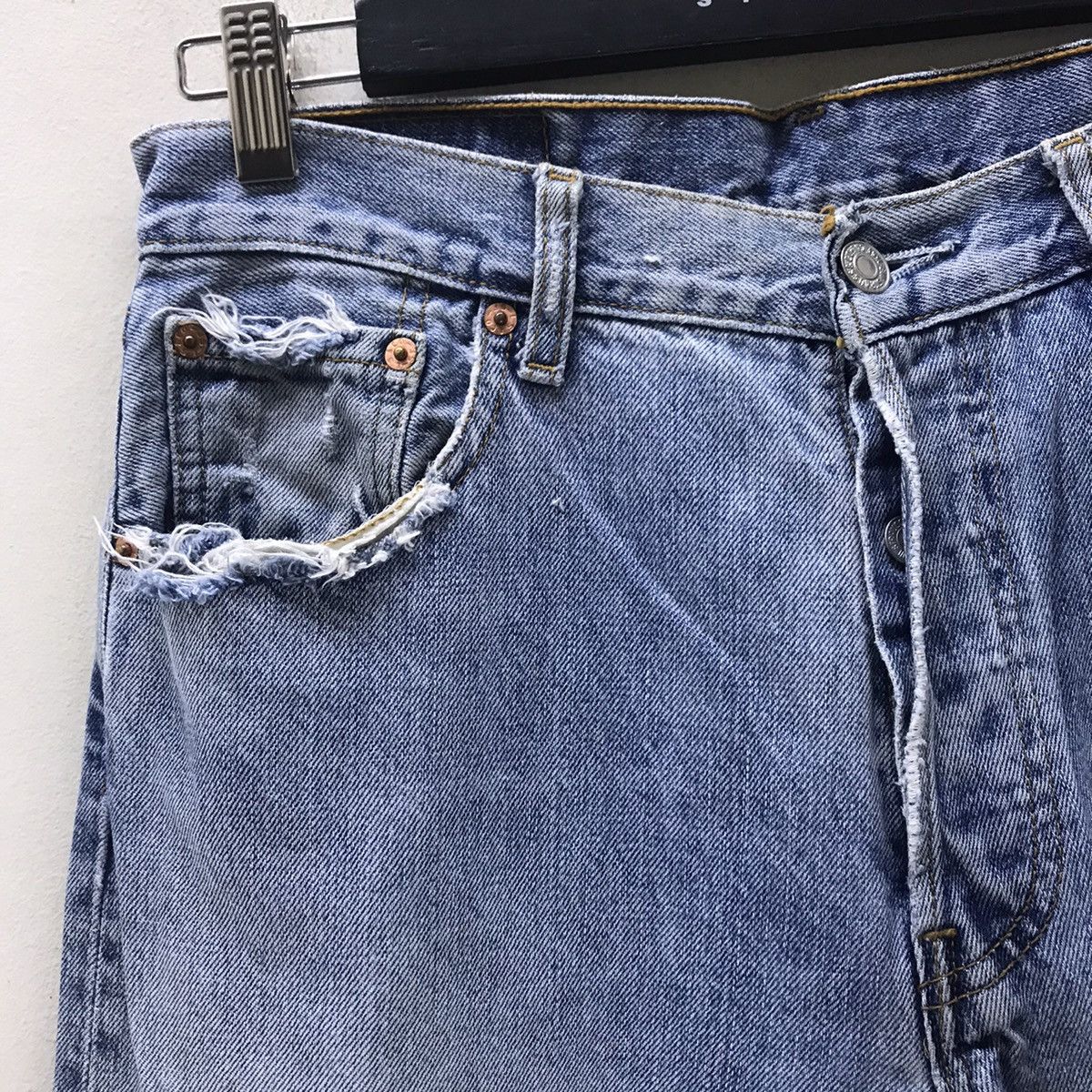 Levi's Levis 501 Distressed Denim Jeans Size US 31 - 4 Thumbnail