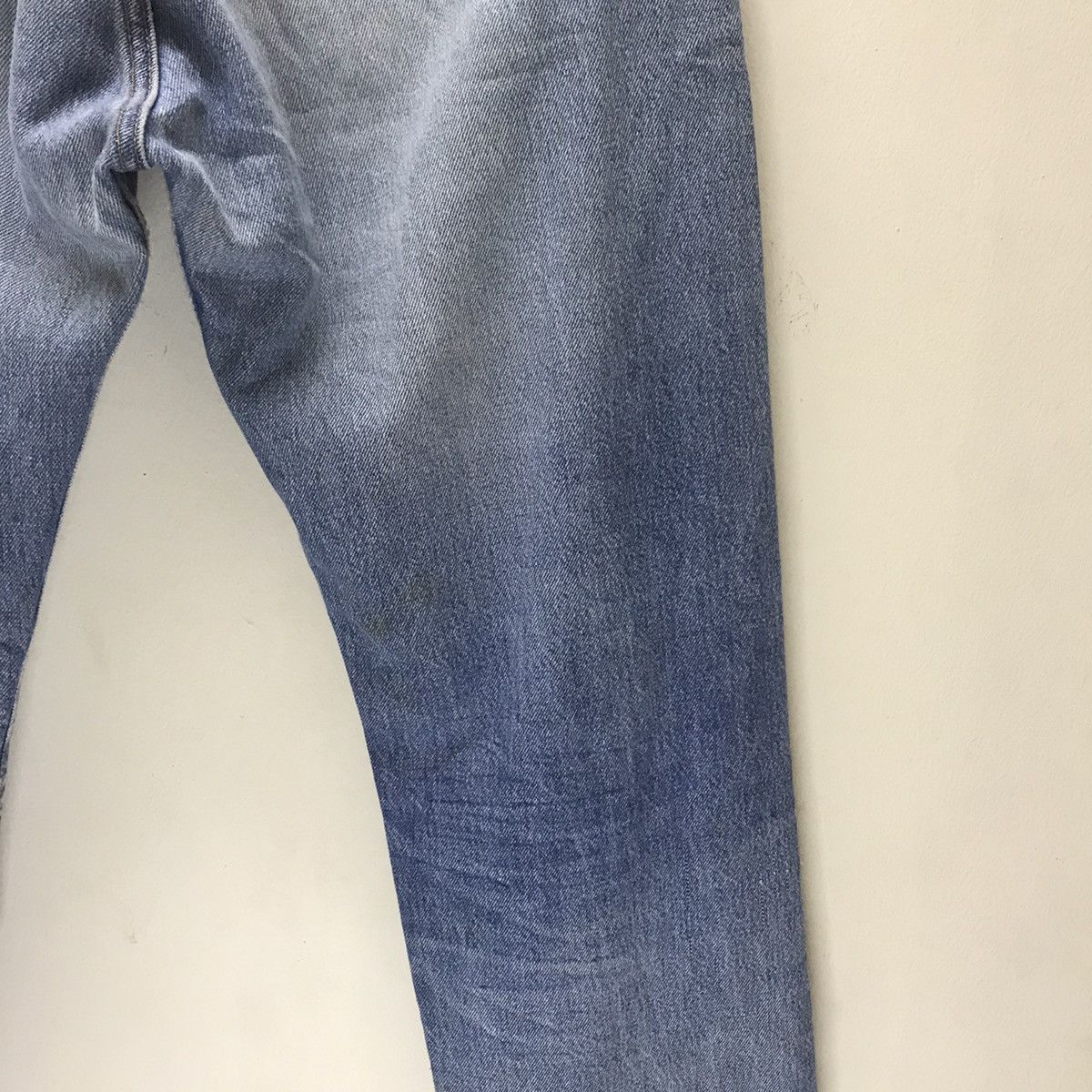 Levi's Vintage Levis 501xx Distressed Denim Nice Faded Size US 32 / EU 48 - 15 Thumbnail