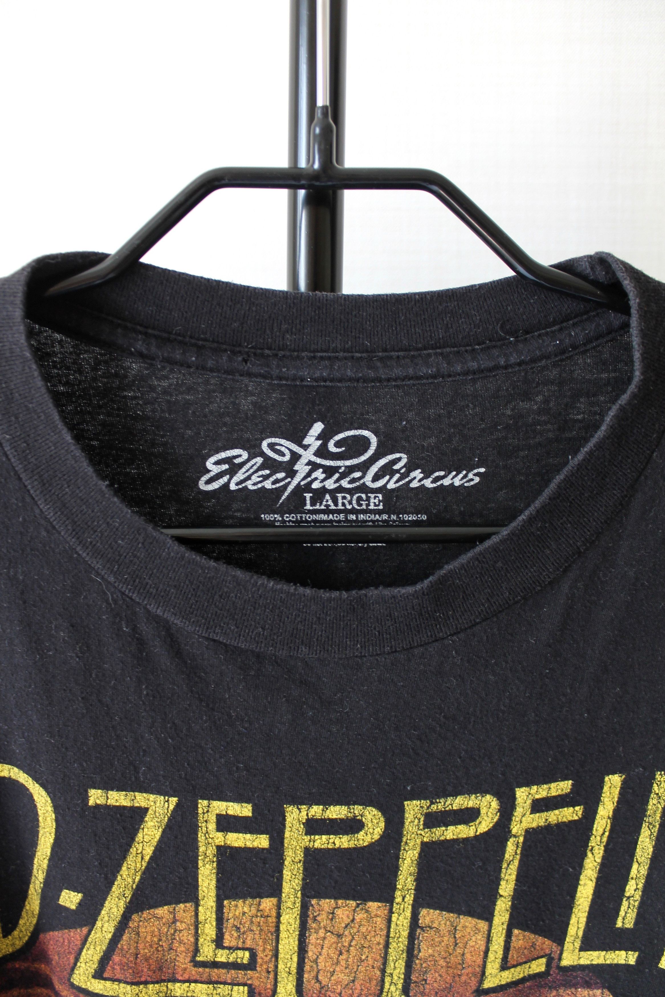 Band Tees 2010 Led Zeppelin Vintage Band tee rock Size US L / EU 52-54 / 3 - 5 Thumbnail
