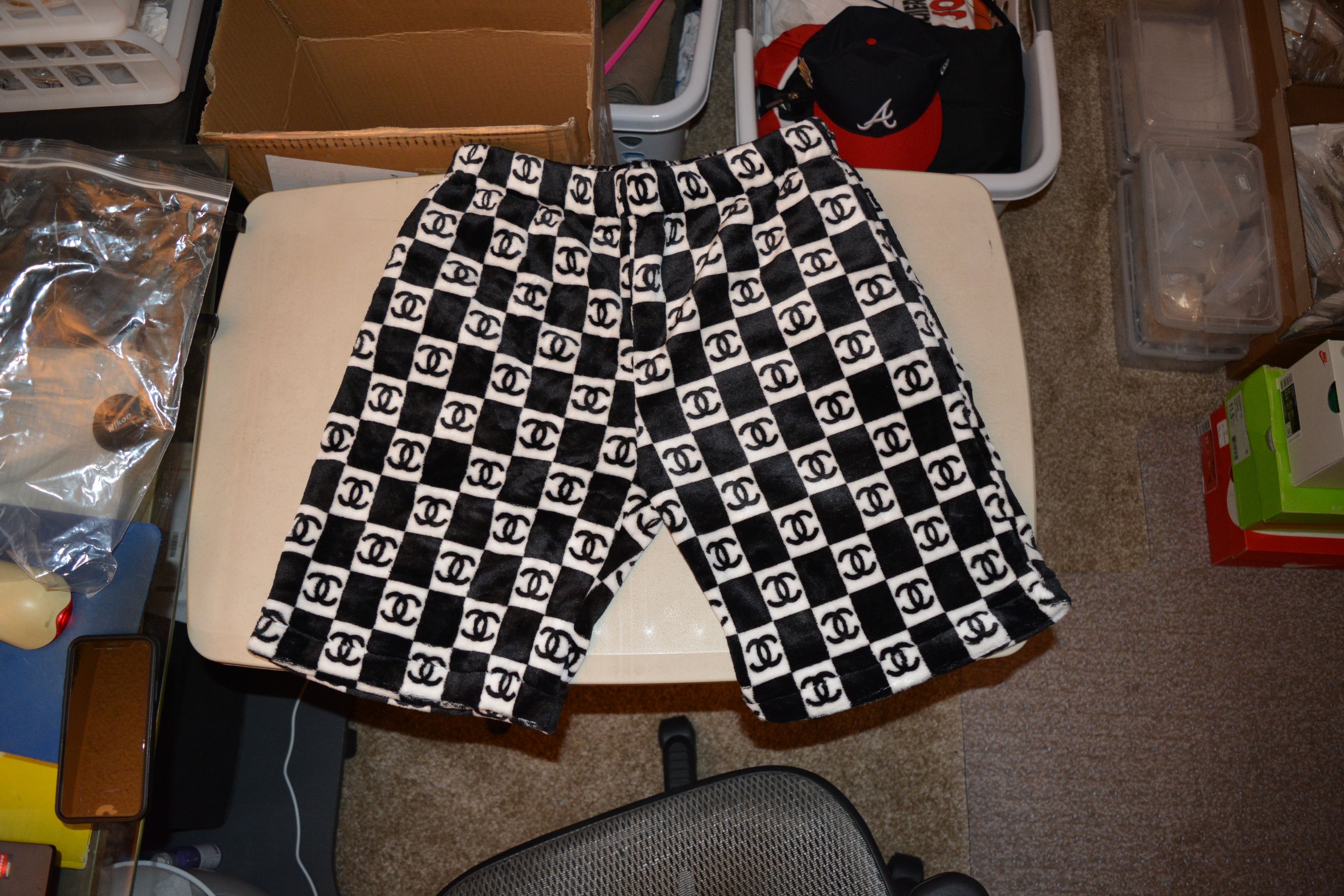 Vandy The Pink Vandy The Pink Monogram Shorts Size US 32 / EU 48 - 1 Thumbnail