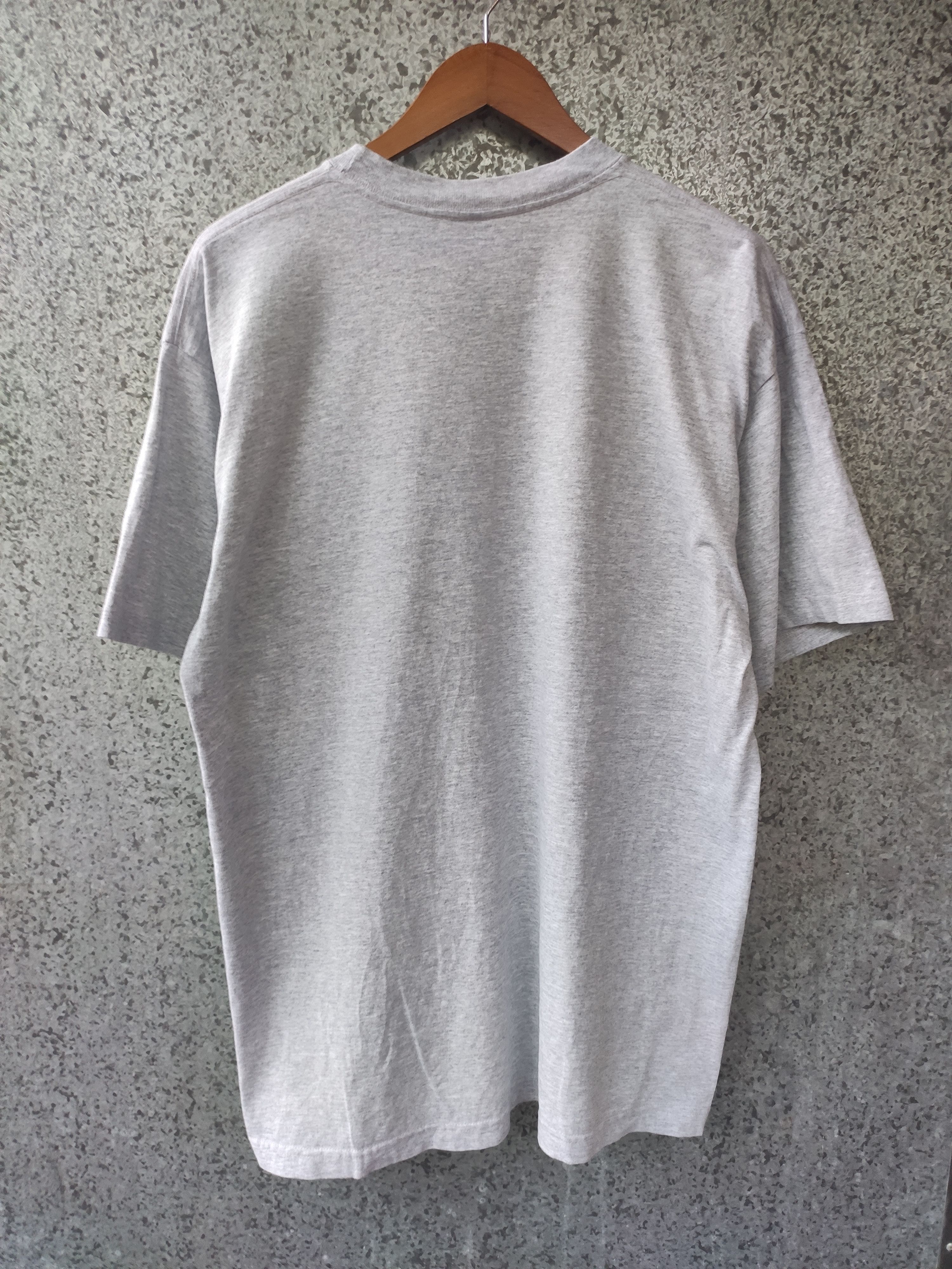 Georges Marciano 🔥 Vtg 90s Vintage Guess t shirt by Marciano Guess Hawaii Size US L / EU 52-54 / 3 - 3 Thumbnail
