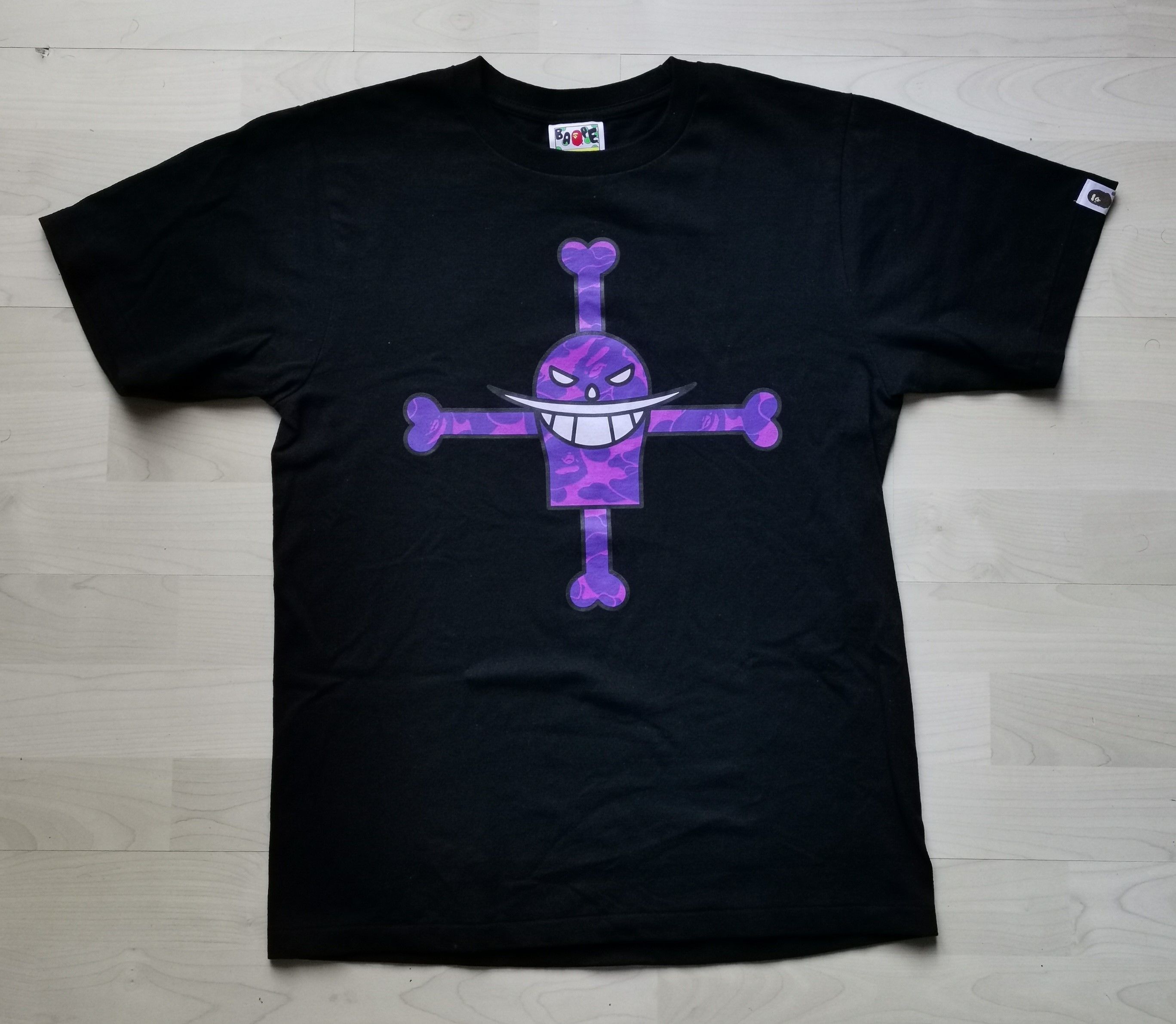 Bape Bape x One Piece Whitebeard Tee Size US S / EU 44-46 / 1 - 1 Thumbnail